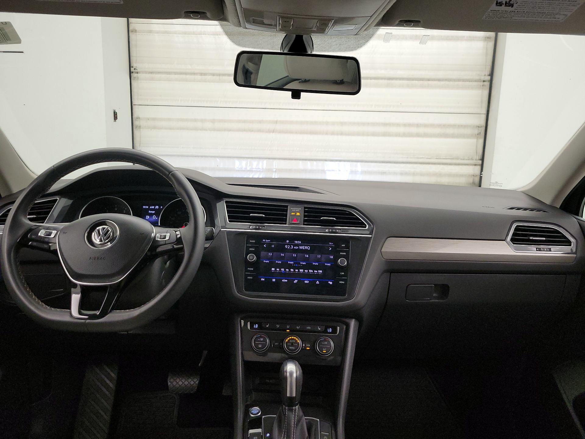 Thumbnail: 2021 Volkswagen Tiguan - 9