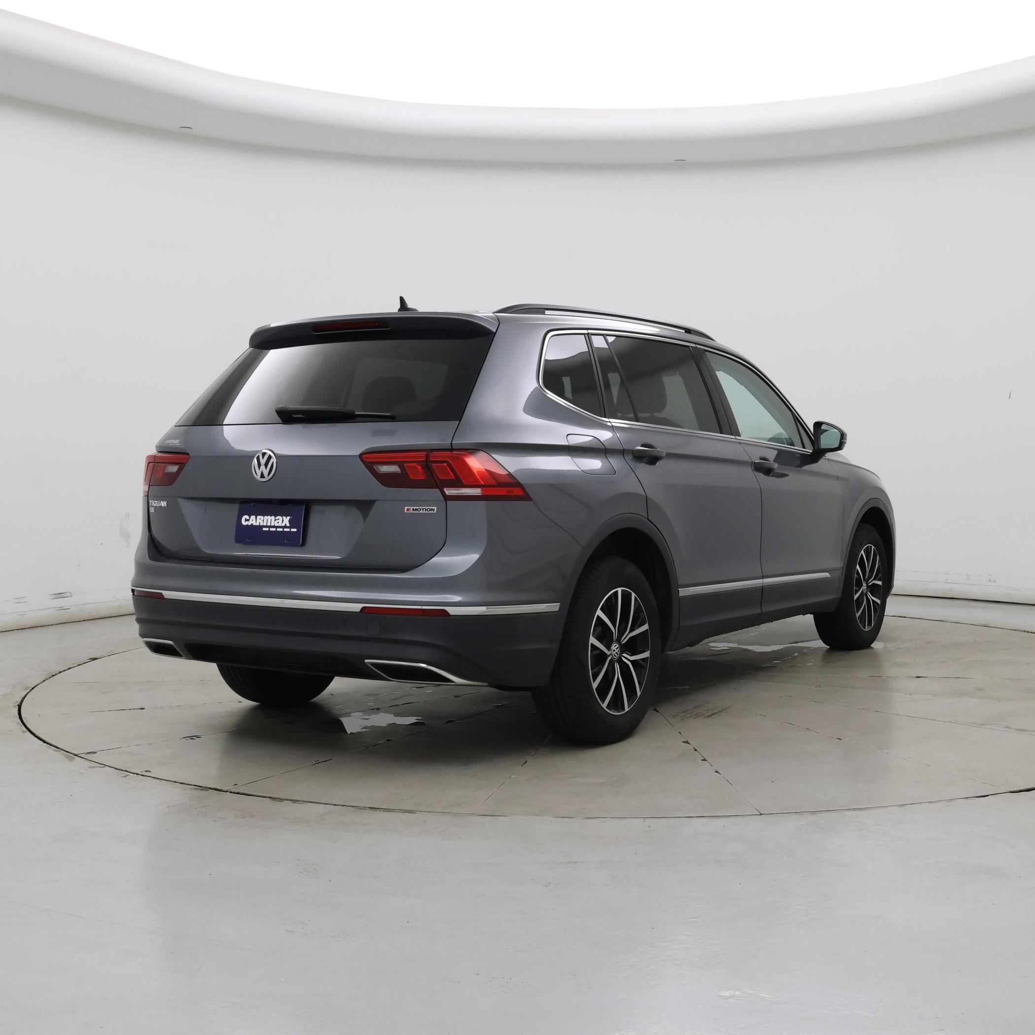 Thumbnail: 2021 Volkswagen Tiguan - 8