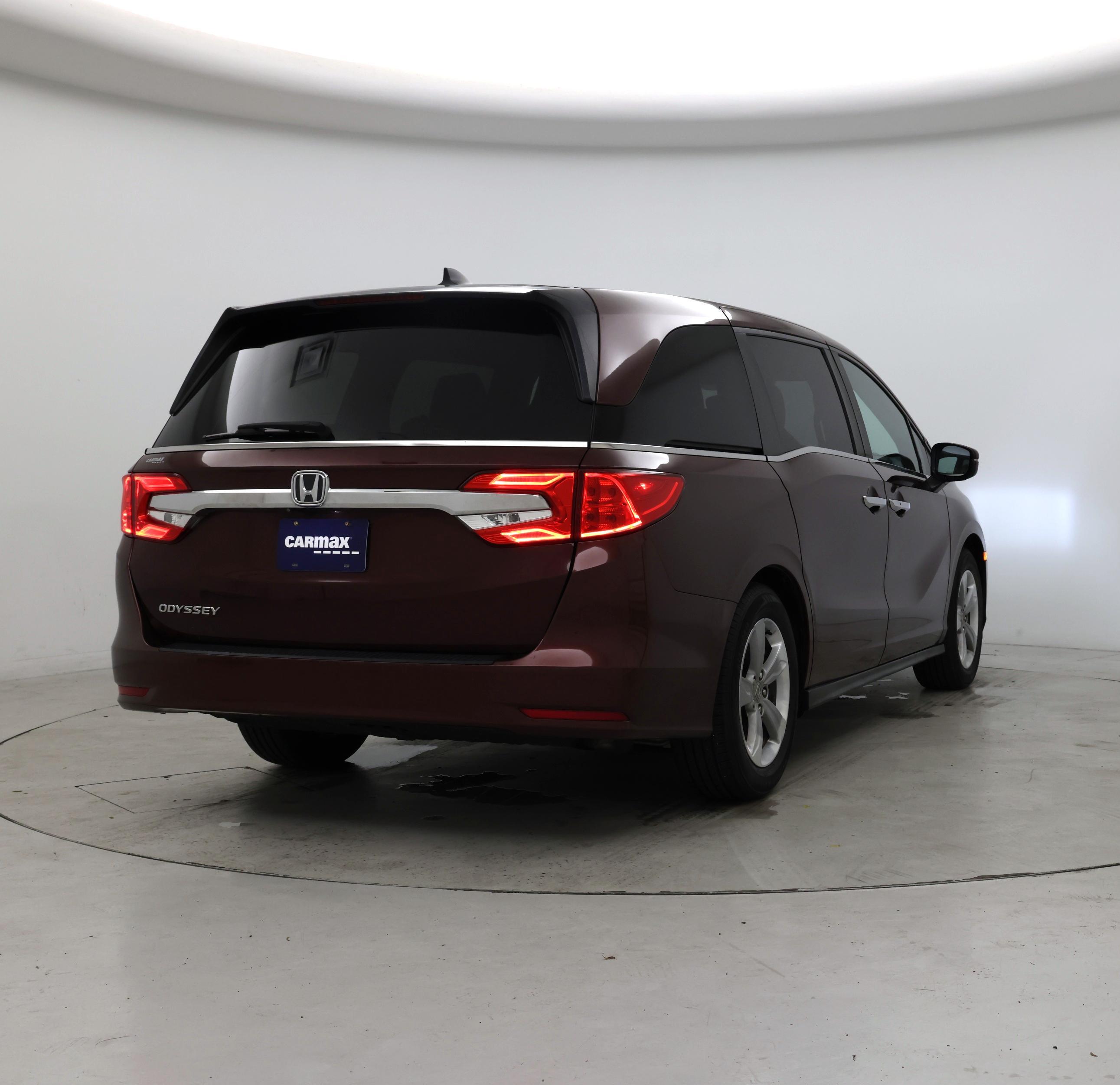 Thumbnail: 2018 Honda Odyssey - 8