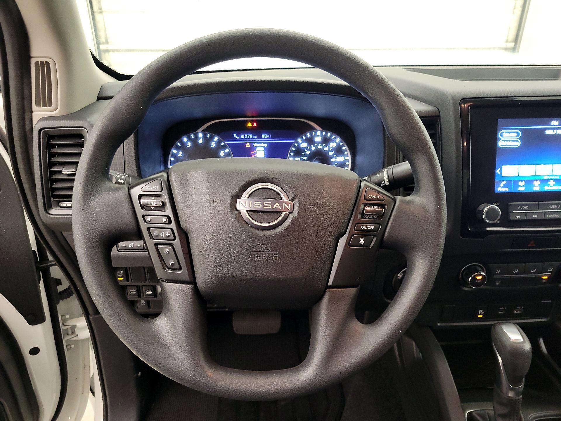 Thumbnail: 2022 Nissan Frontier - 10