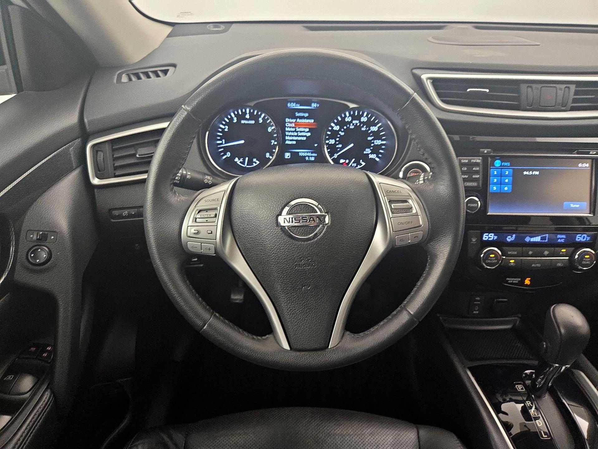 Thumbnail: 2015 Nissan Rogue - 10