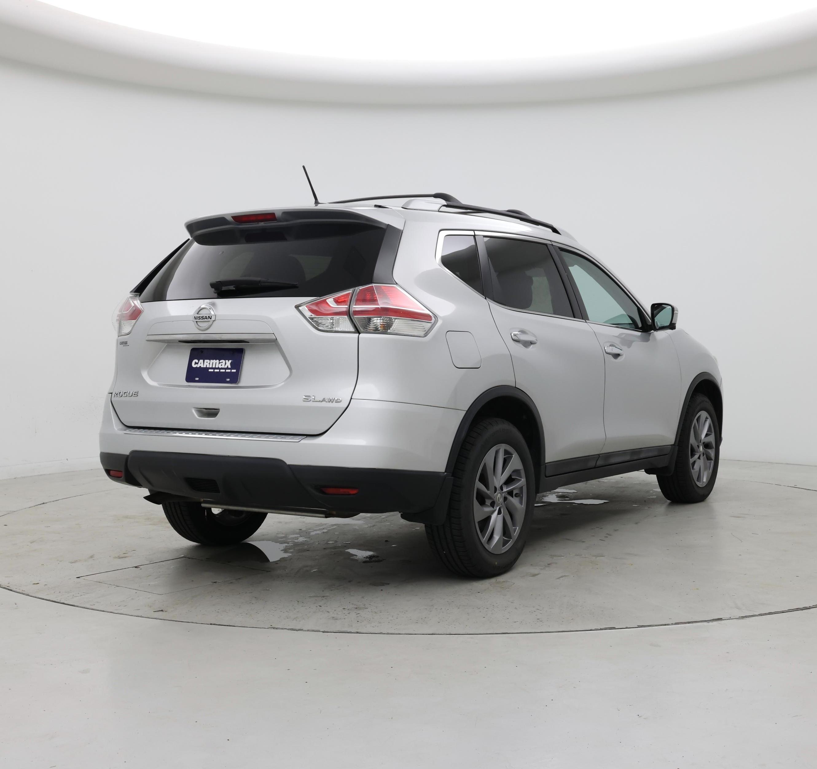 Thumbnail: 2015 Nissan Rogue - 8
