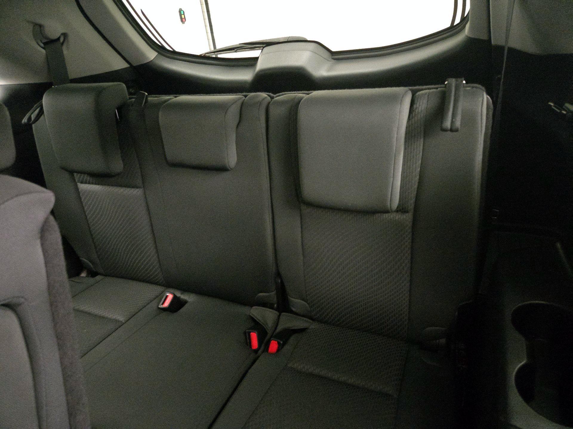 Thumbnail: 2016 Toyota Highlander - 20