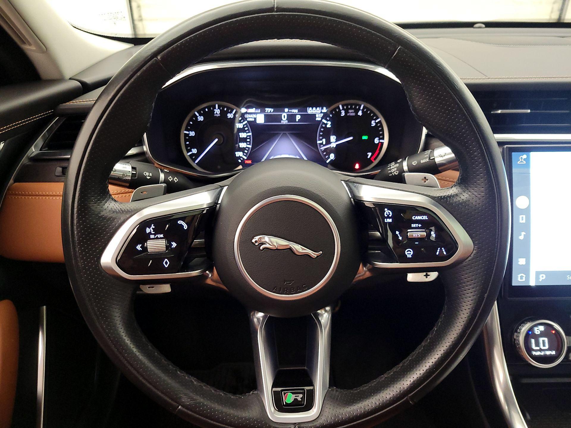 Thumbnail: 2022 Jaguar XF - 10