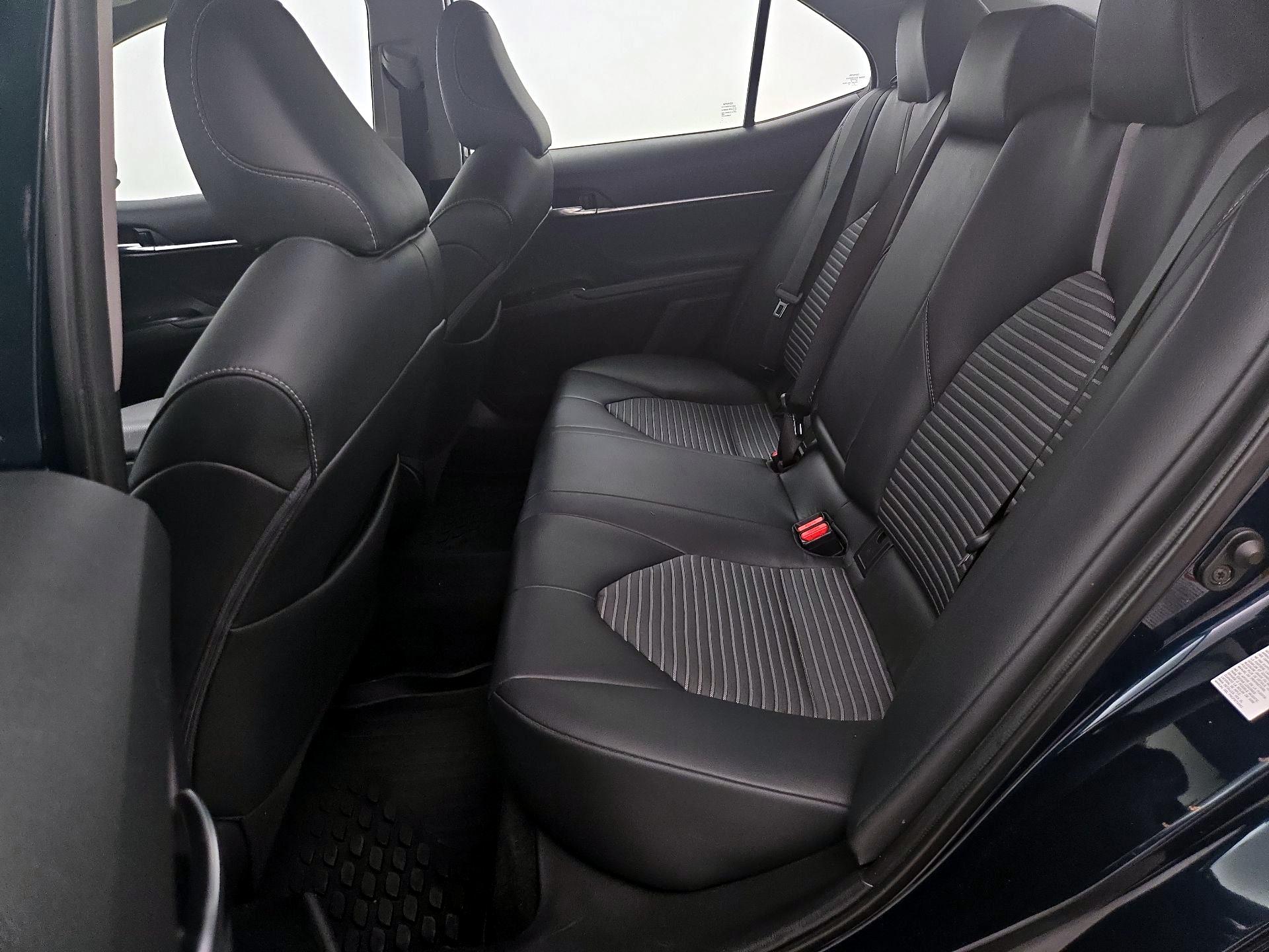 Thumbnail: 2019 Toyota Camry - 20
