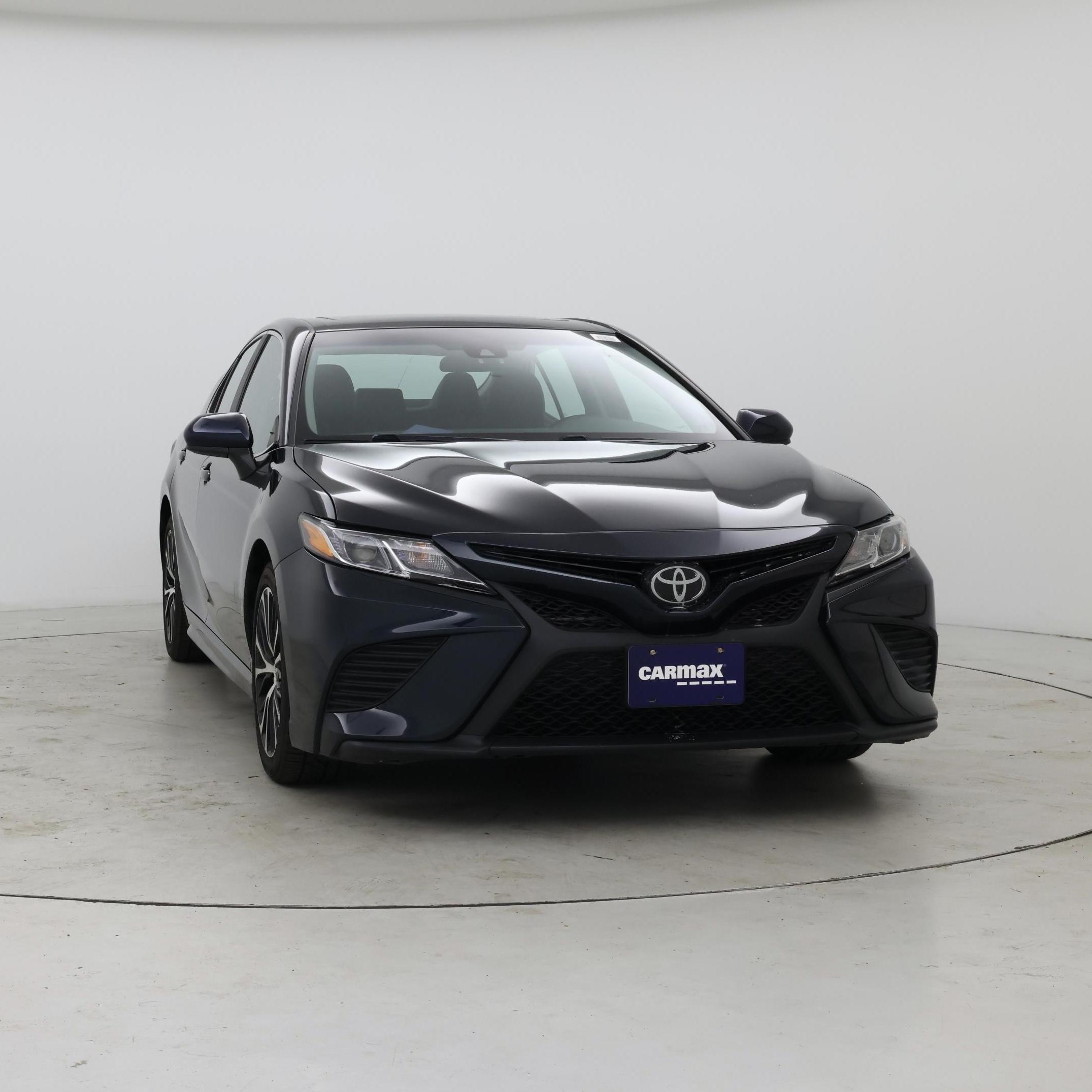 Thumbnail: 2019 Toyota Camry - 5