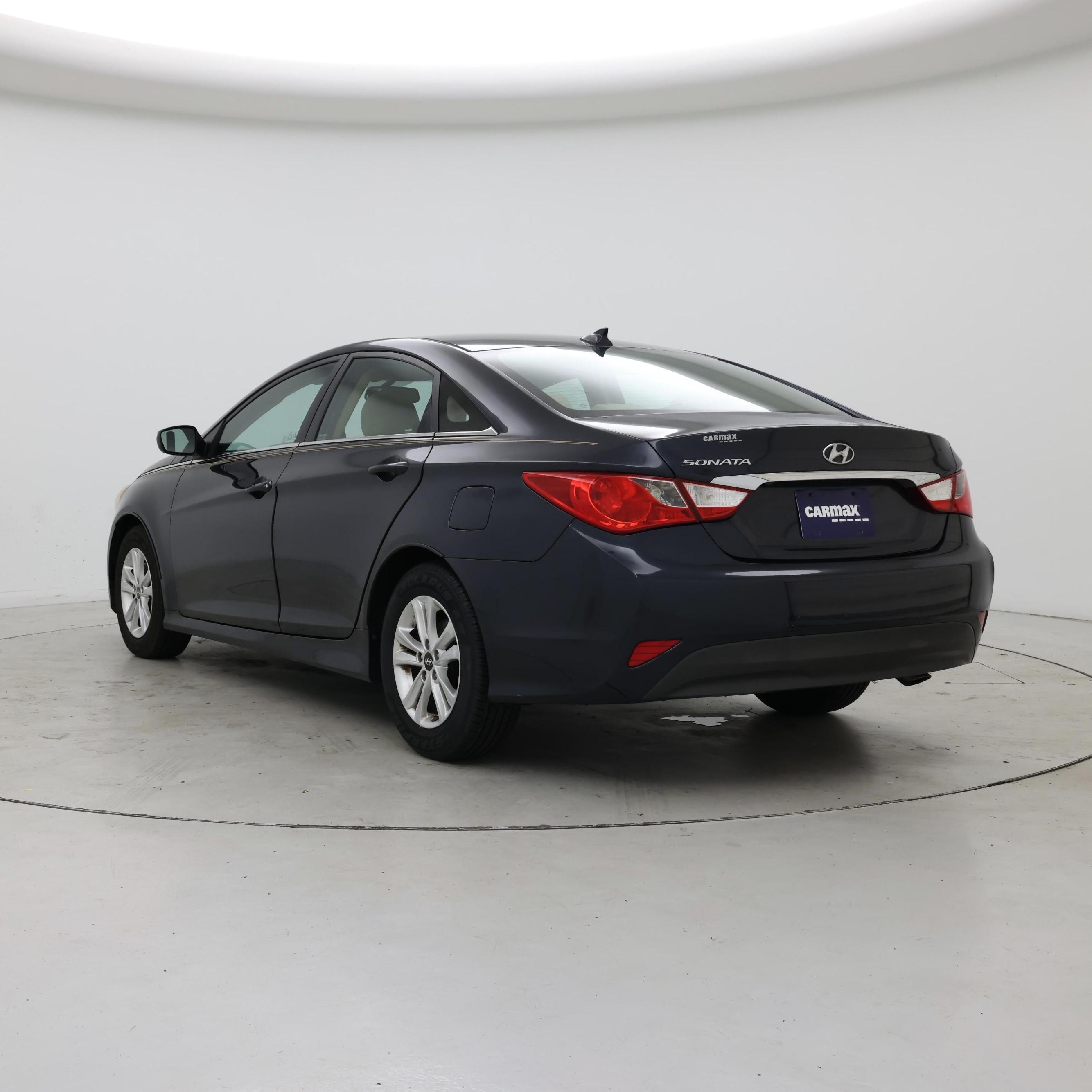 Thumbnail: 2014 Hyundai Sonata - 2