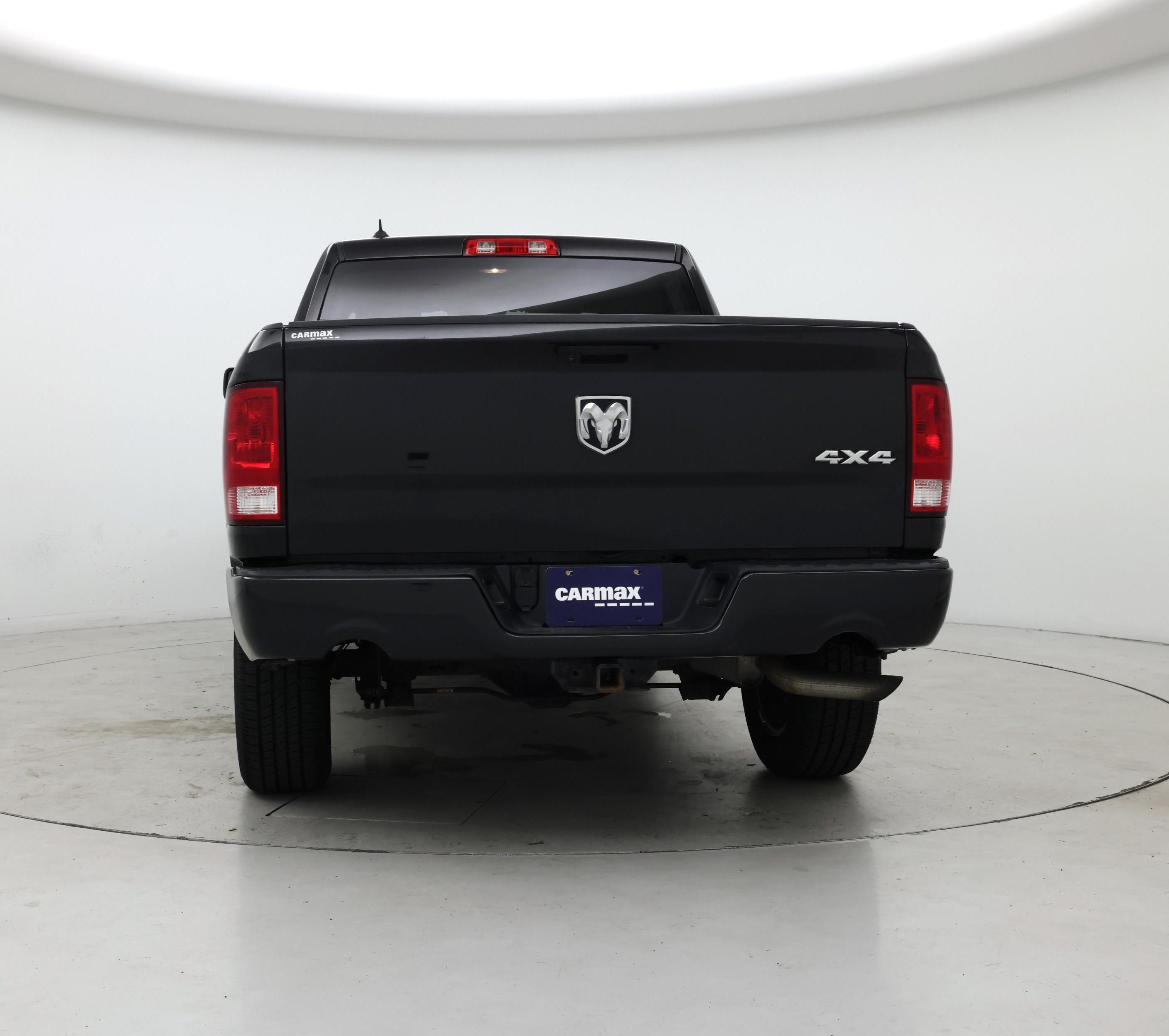 Thumbnail: 2019 RAM 1500 Classic - 6