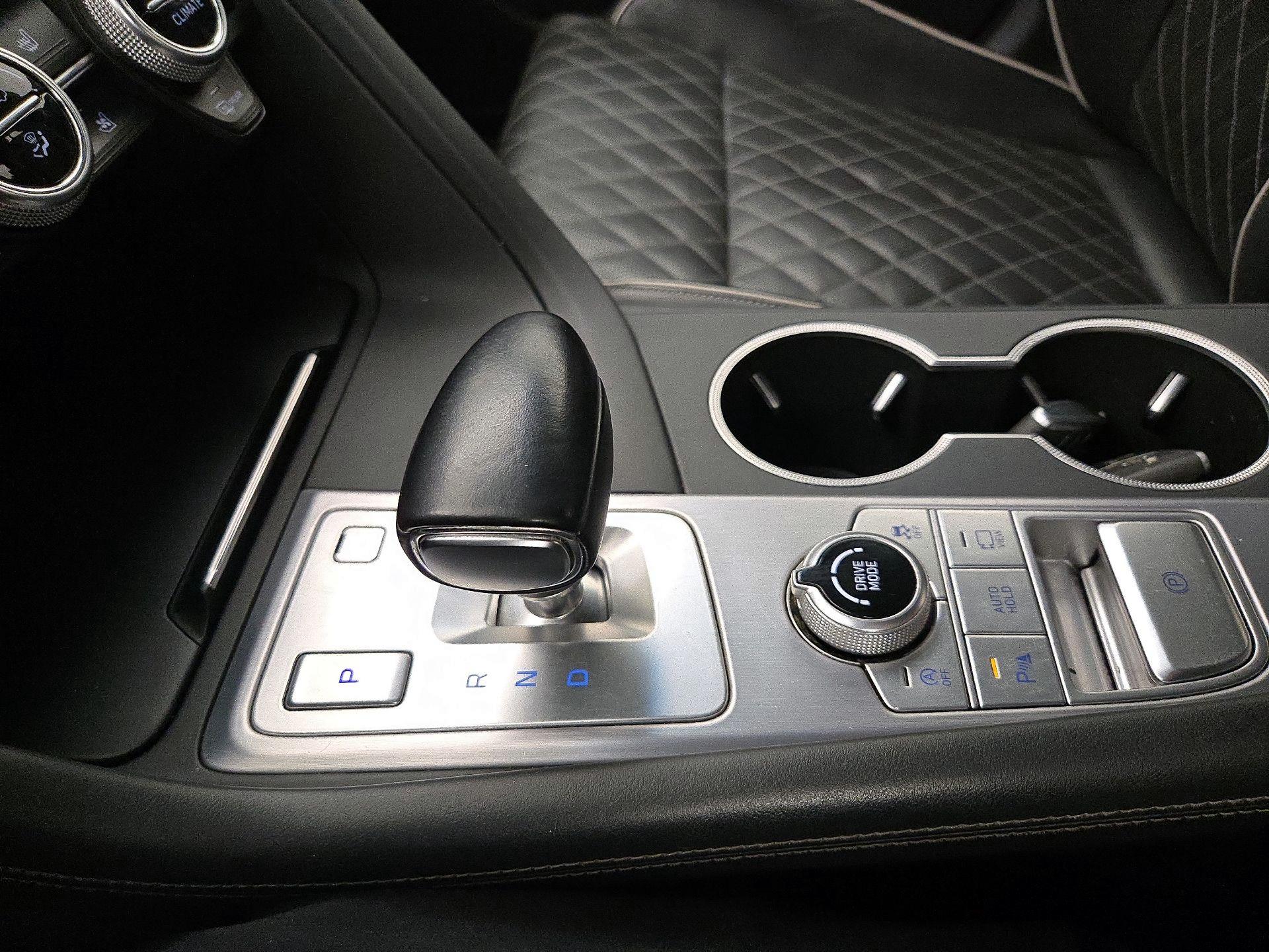 Thumbnail: 2019 Genesis G70 - 18