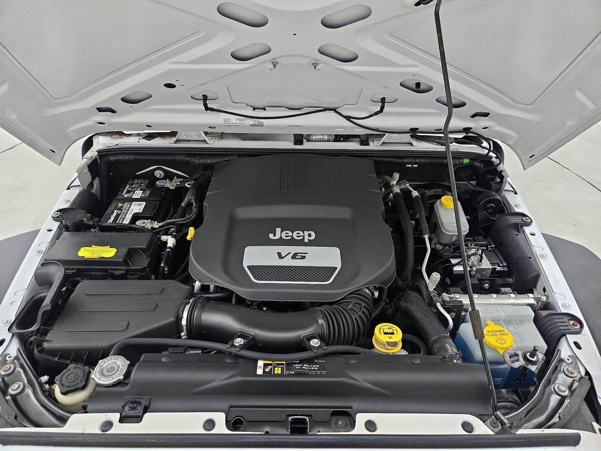Thumbnail: 2017 Jeep Wrangler - 19