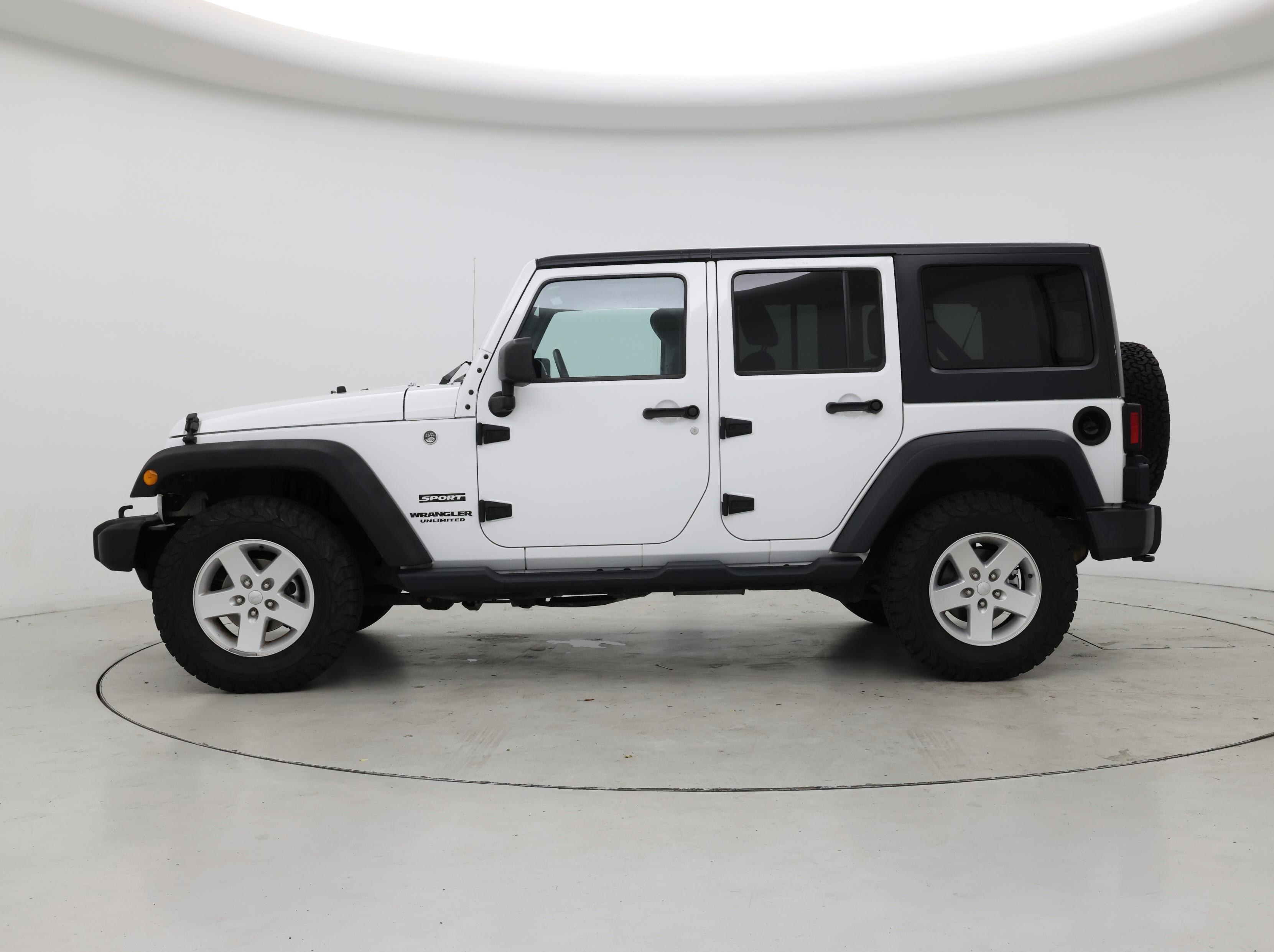 Thumbnail: 2017 Jeep Wrangler - 3