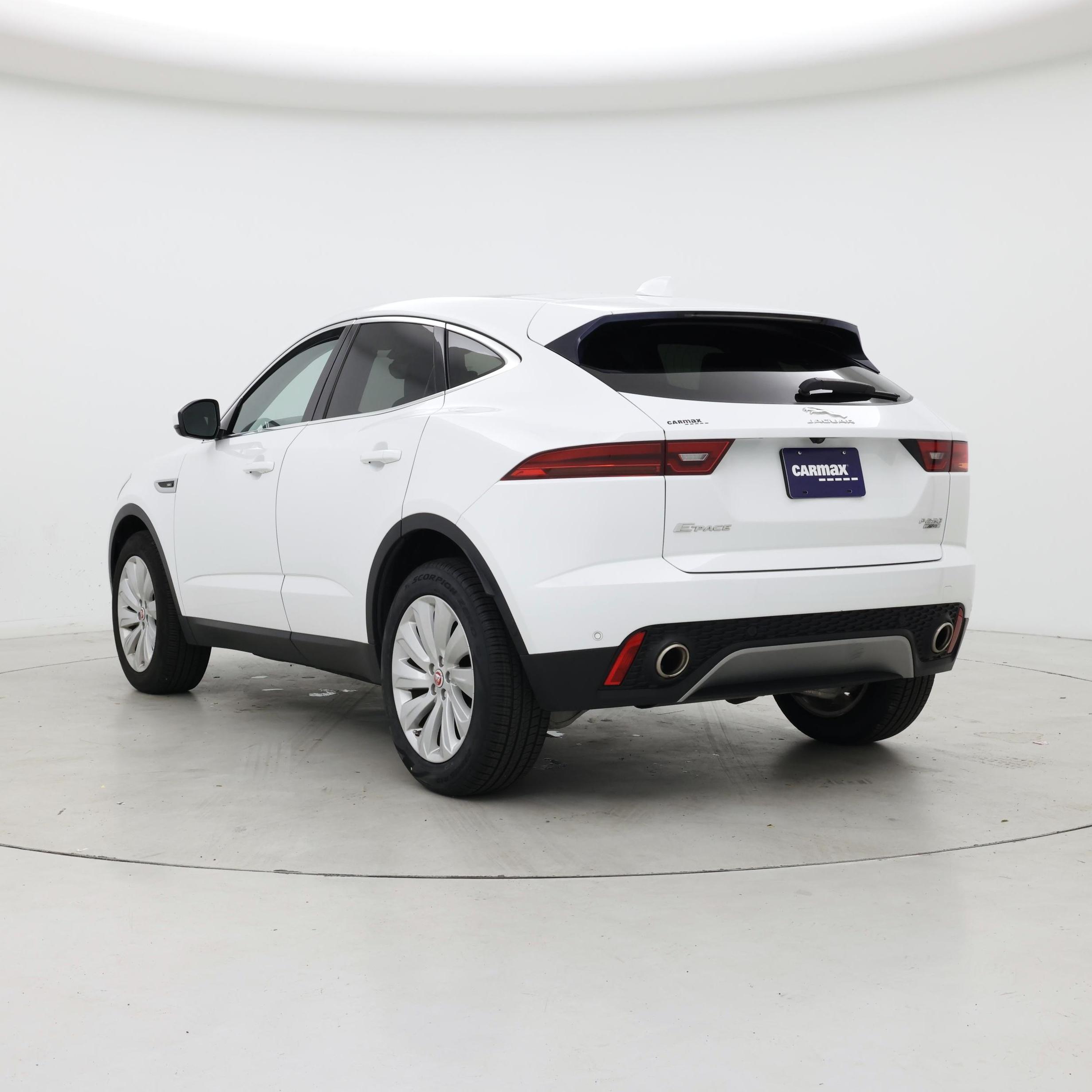 Thumbnail: 2018 Jaguar E-Pace - 2