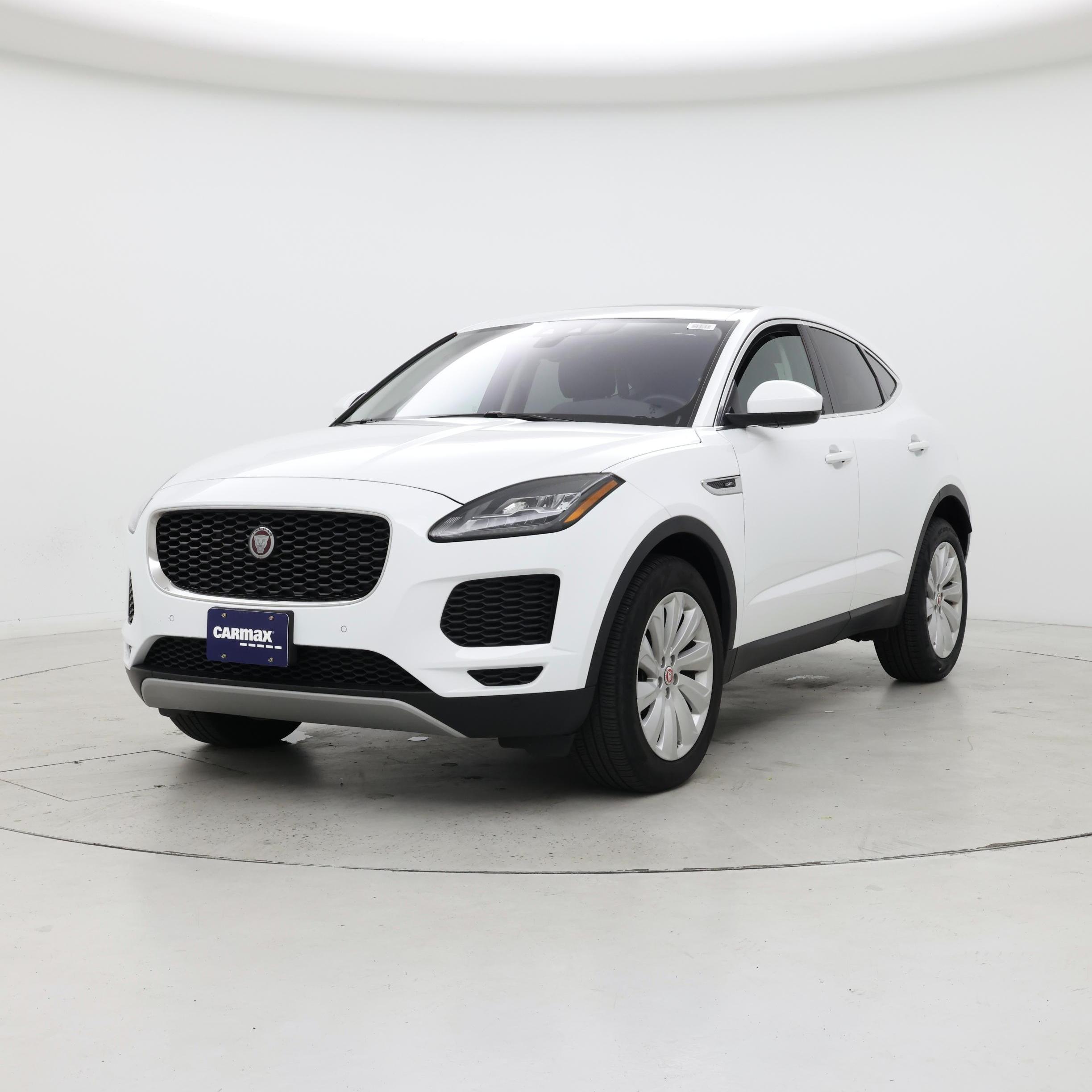 Thumbnail: 2018 Jaguar E-Pace - 4