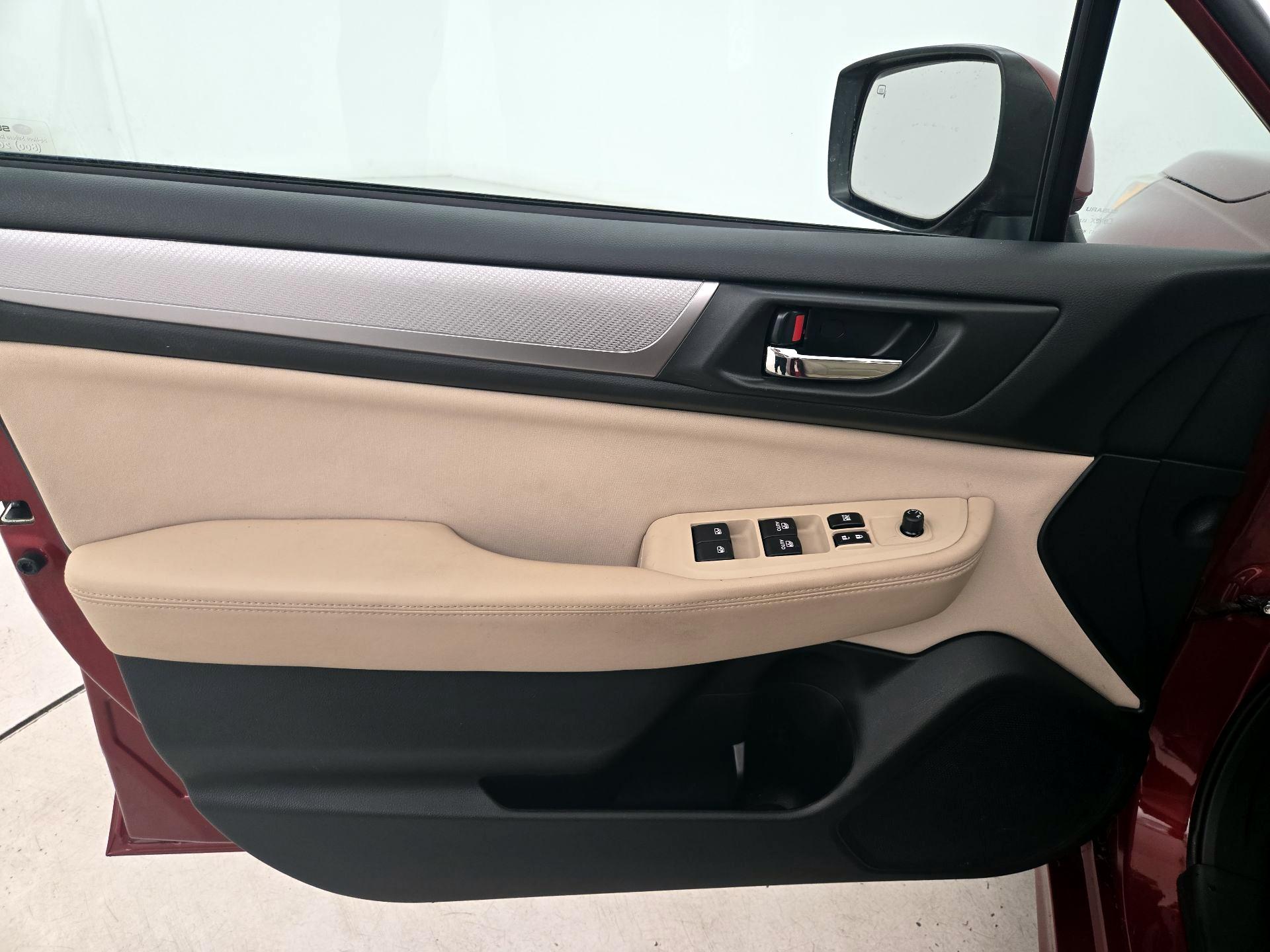 Thumbnail: 2015 Subaru Legacy - 12