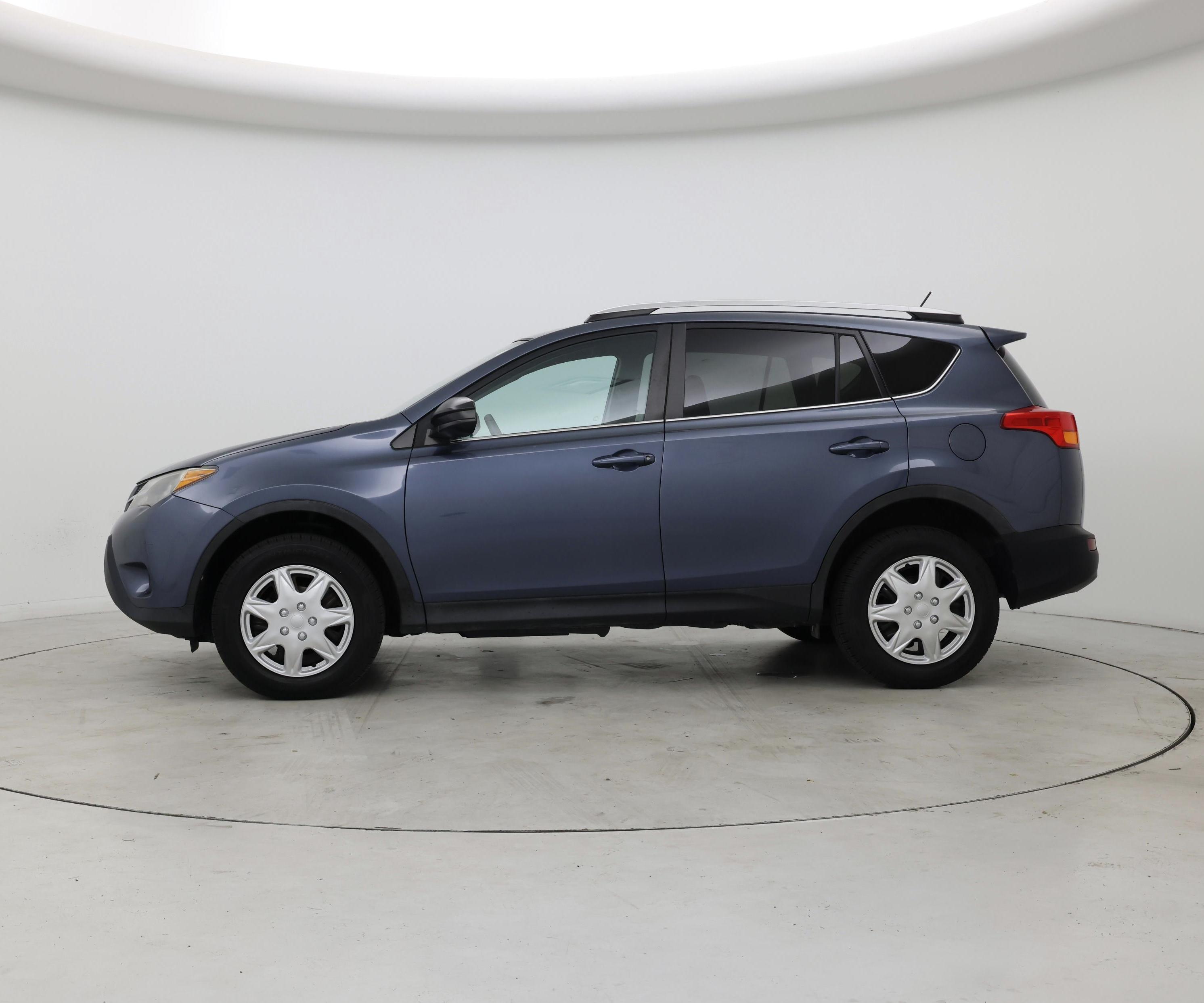 Thumbnail: 2013 Toyota RAV4 - 3