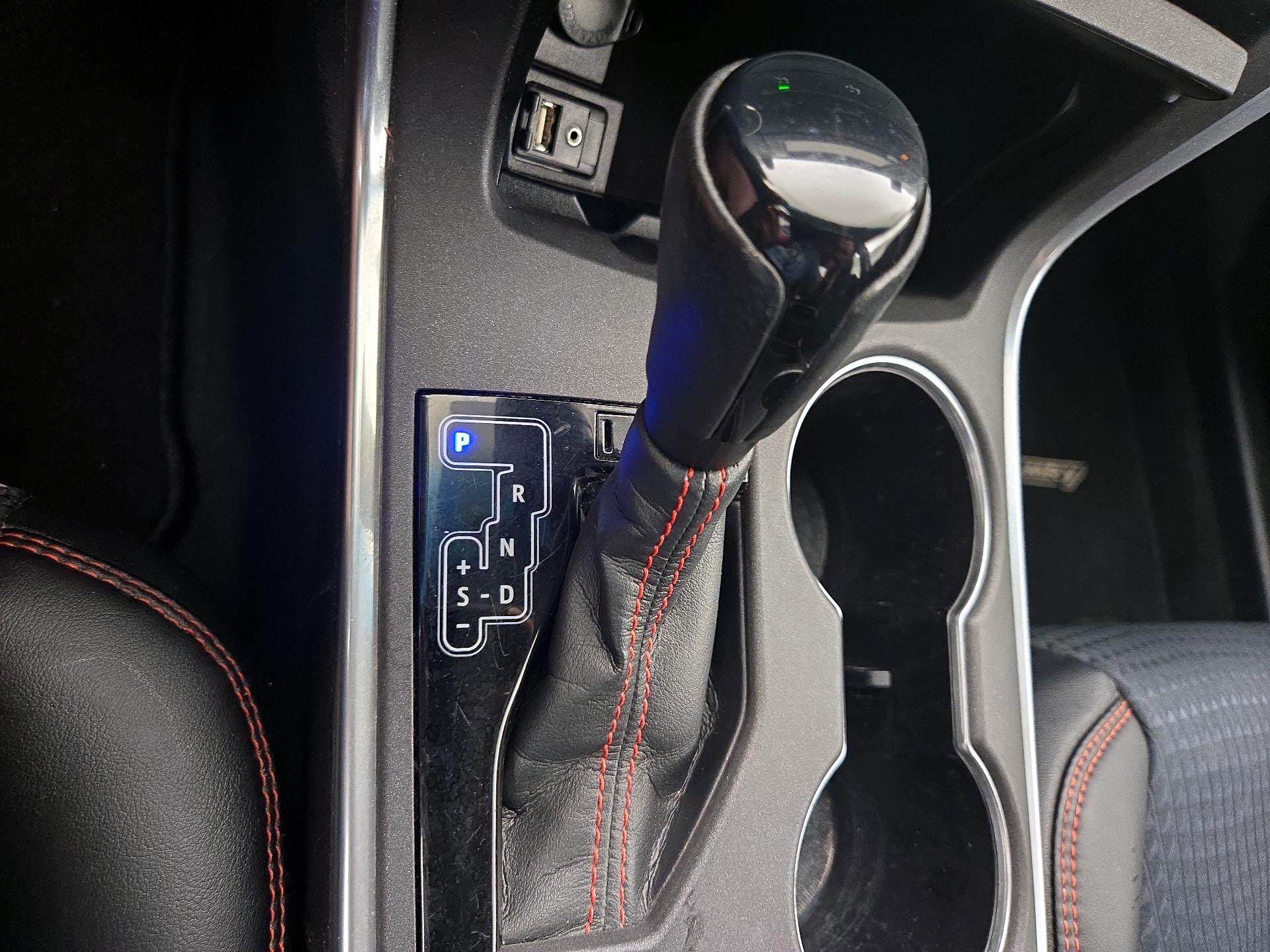 Thumbnail: 2015 Toyota Camry - 17