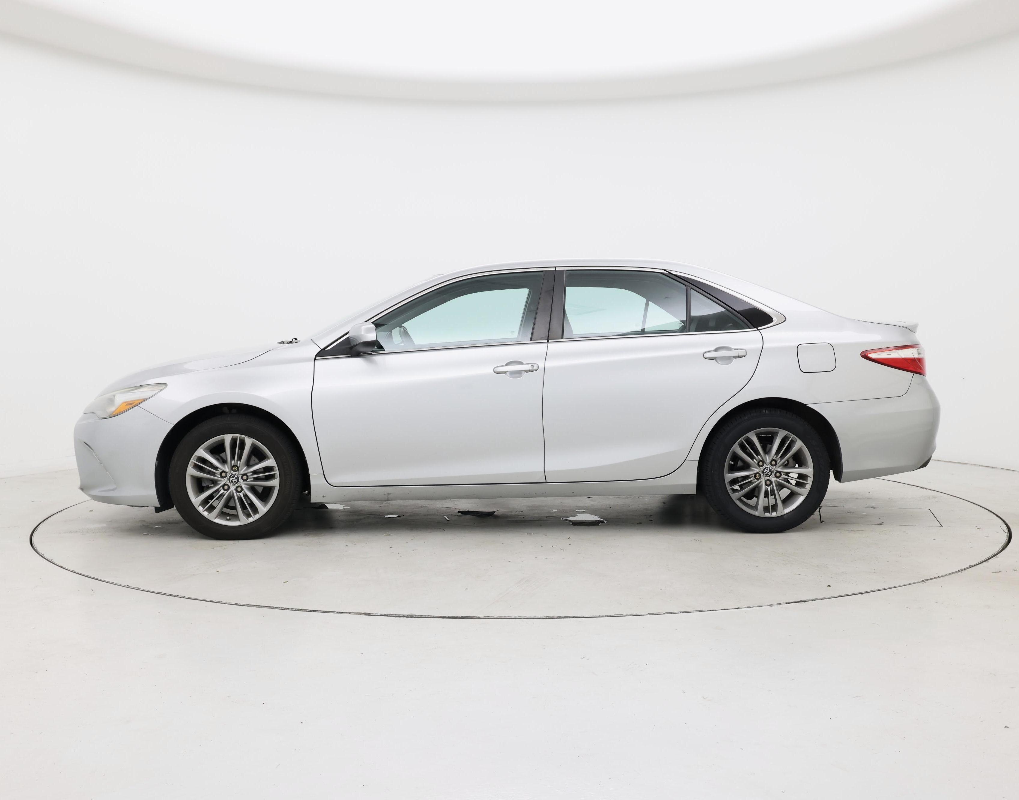 Thumbnail: 2015 Toyota Camry - 3