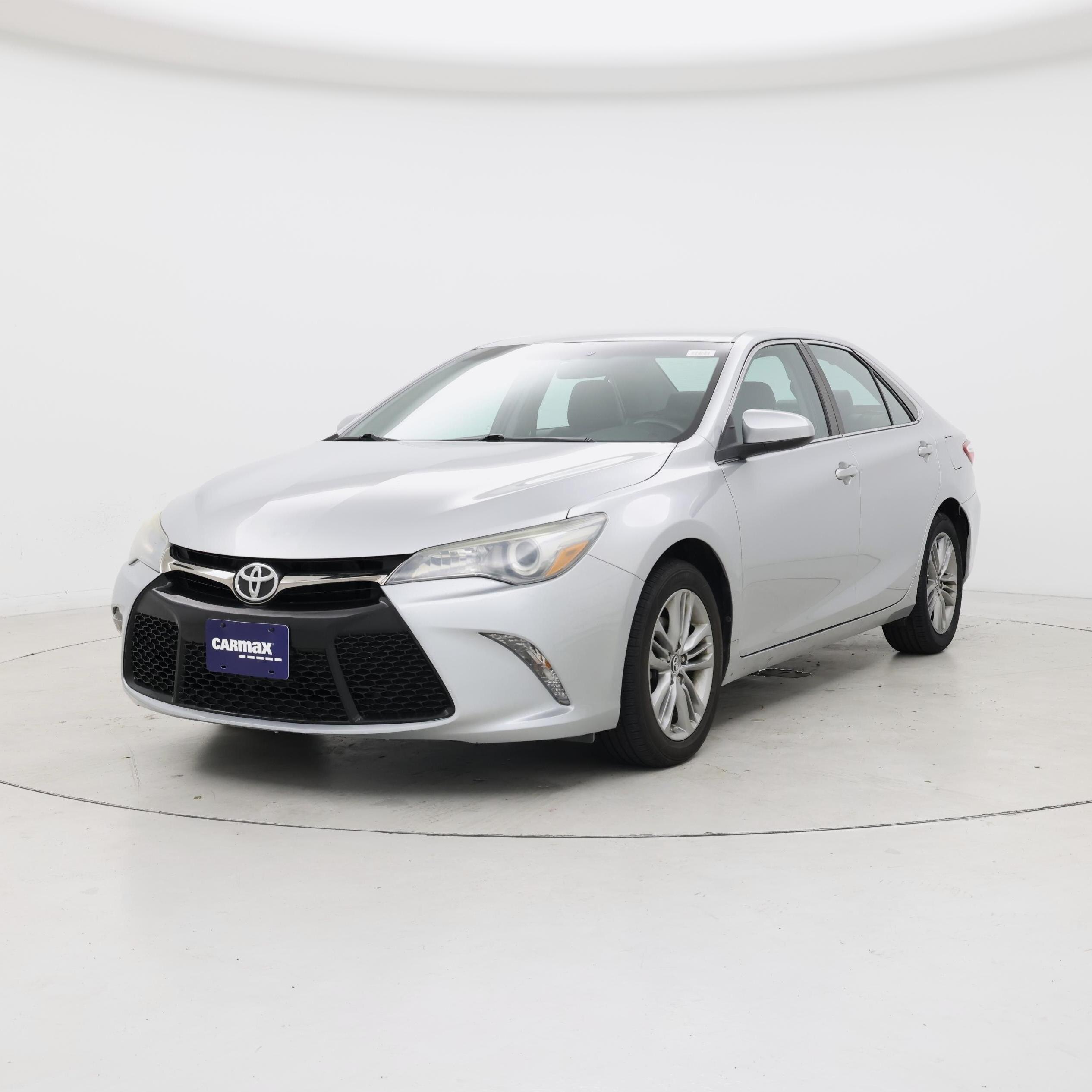 Thumbnail: 2015 Toyota Camry - 4