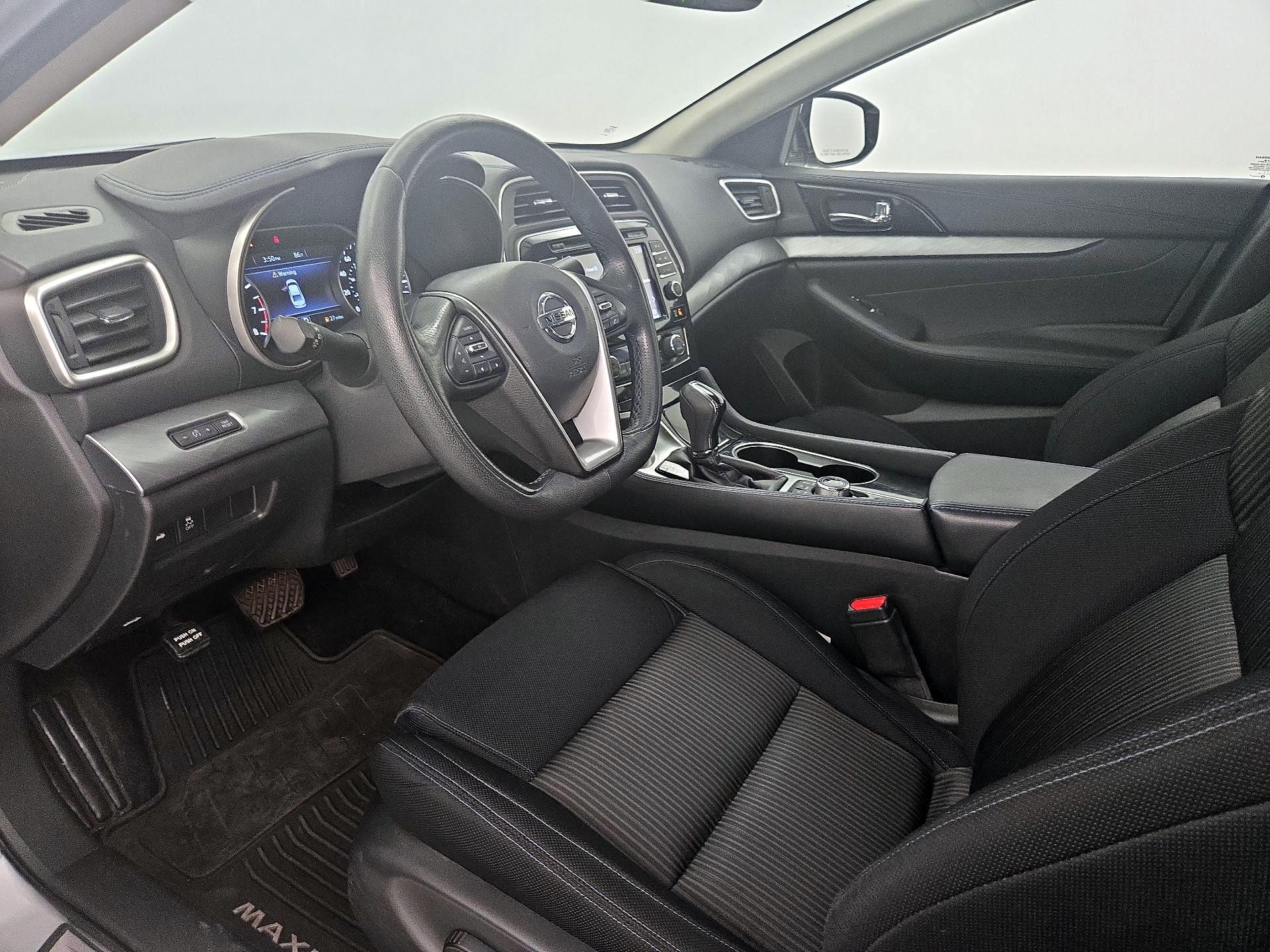 Thumbnail: 2016 Nissan Maxima - 11