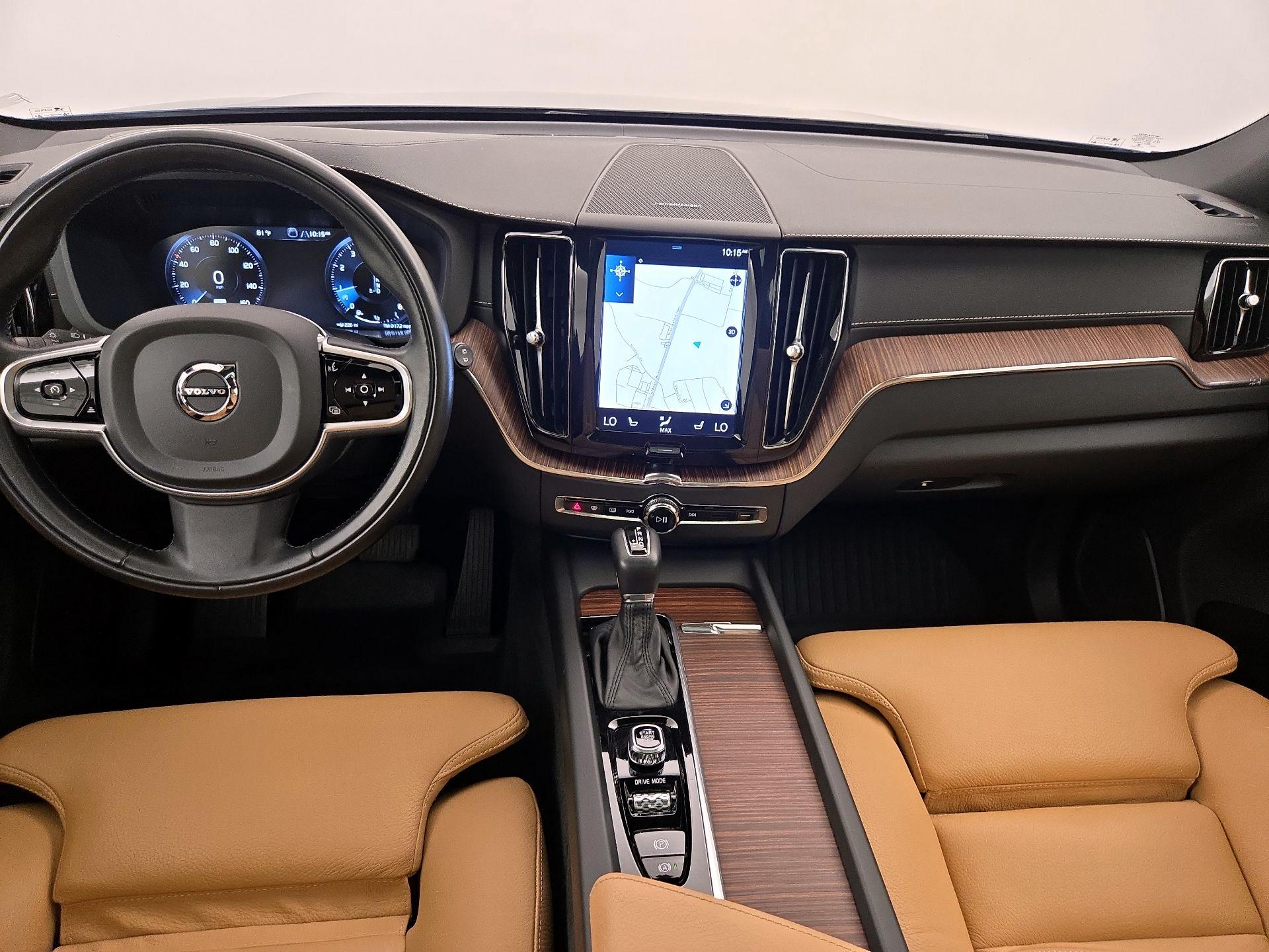 Thumbnail: 2020 Volvo XC60 - 9
