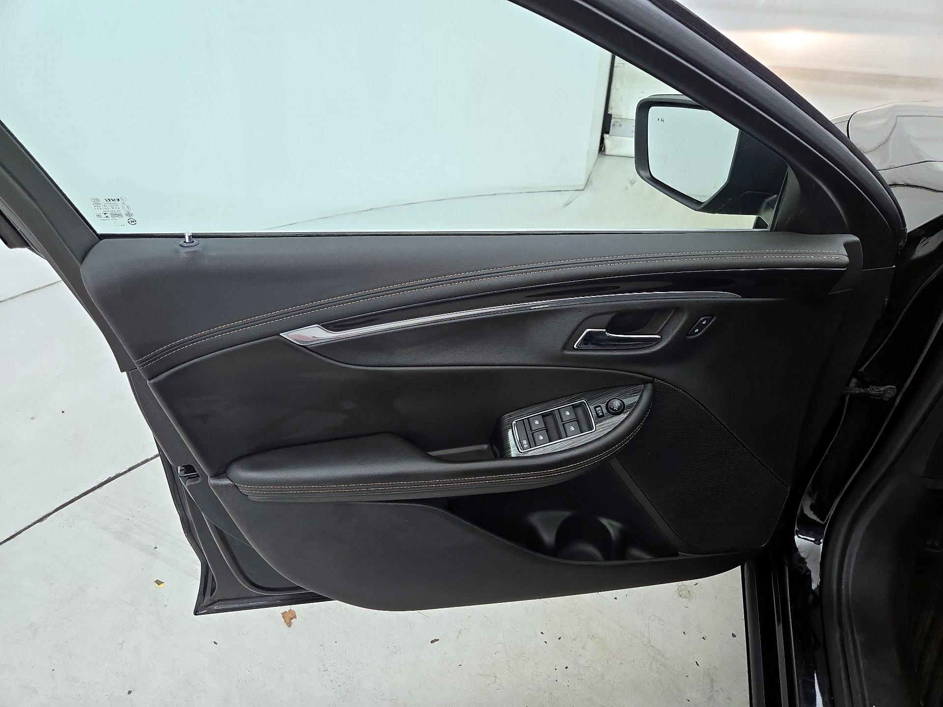 Thumbnail: 2016 Chevrolet Impala - 12