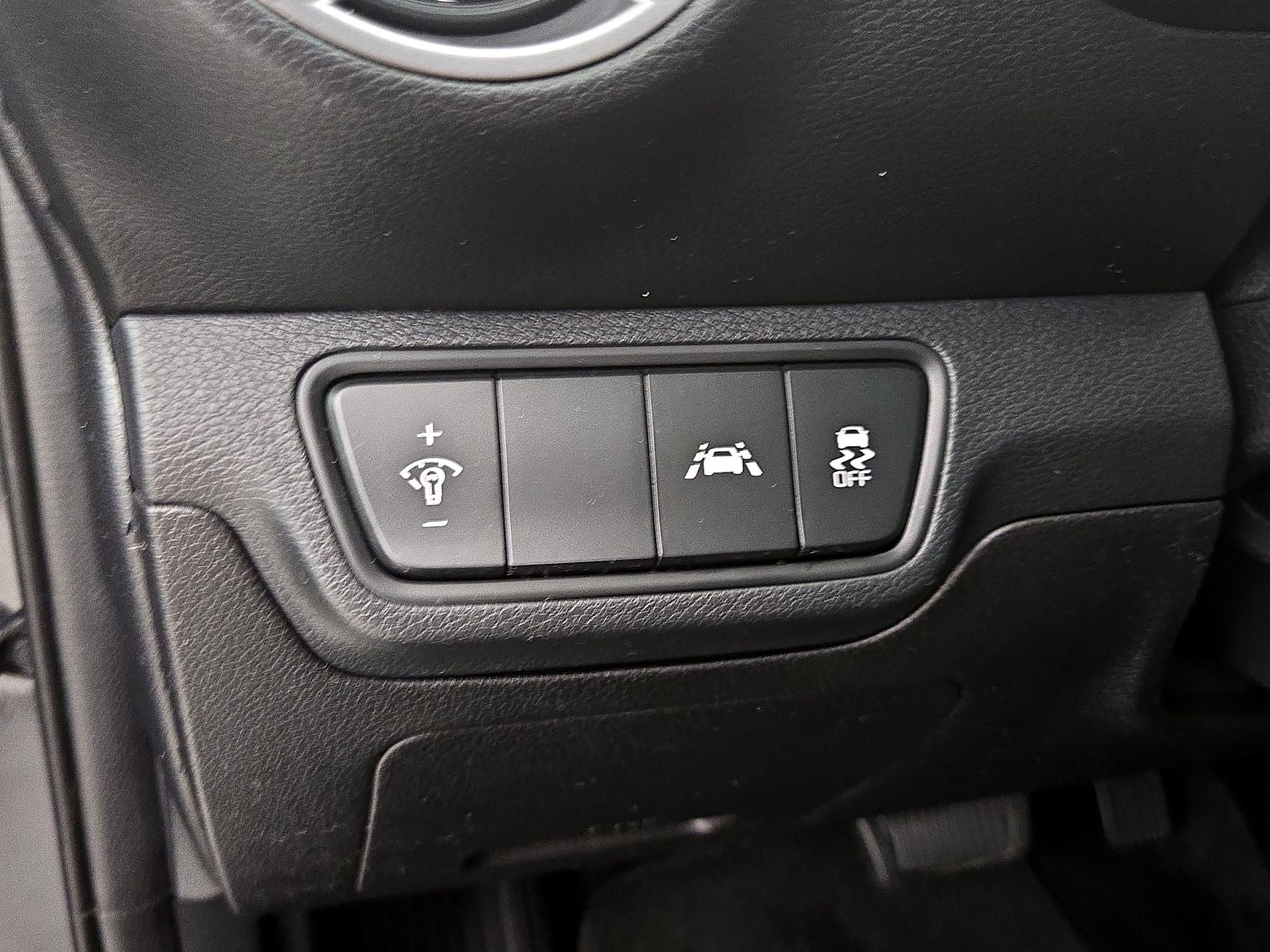 Thumbnail: 2019 Kia Forte - 13