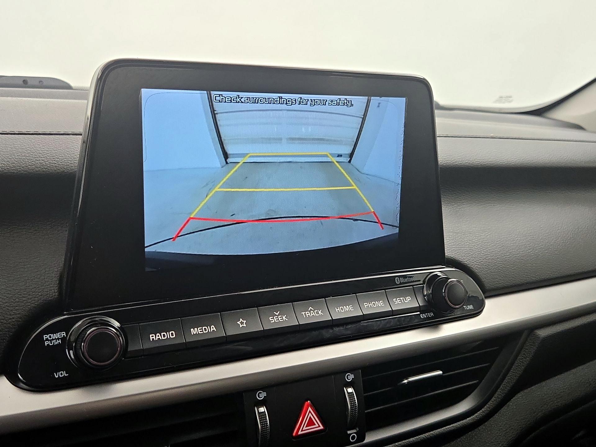 Thumbnail: 2019 Kia Forte - 14