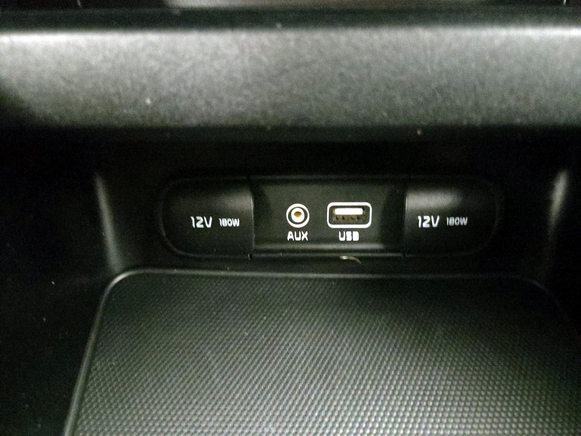 Thumbnail: 2019 Kia Forte - 18