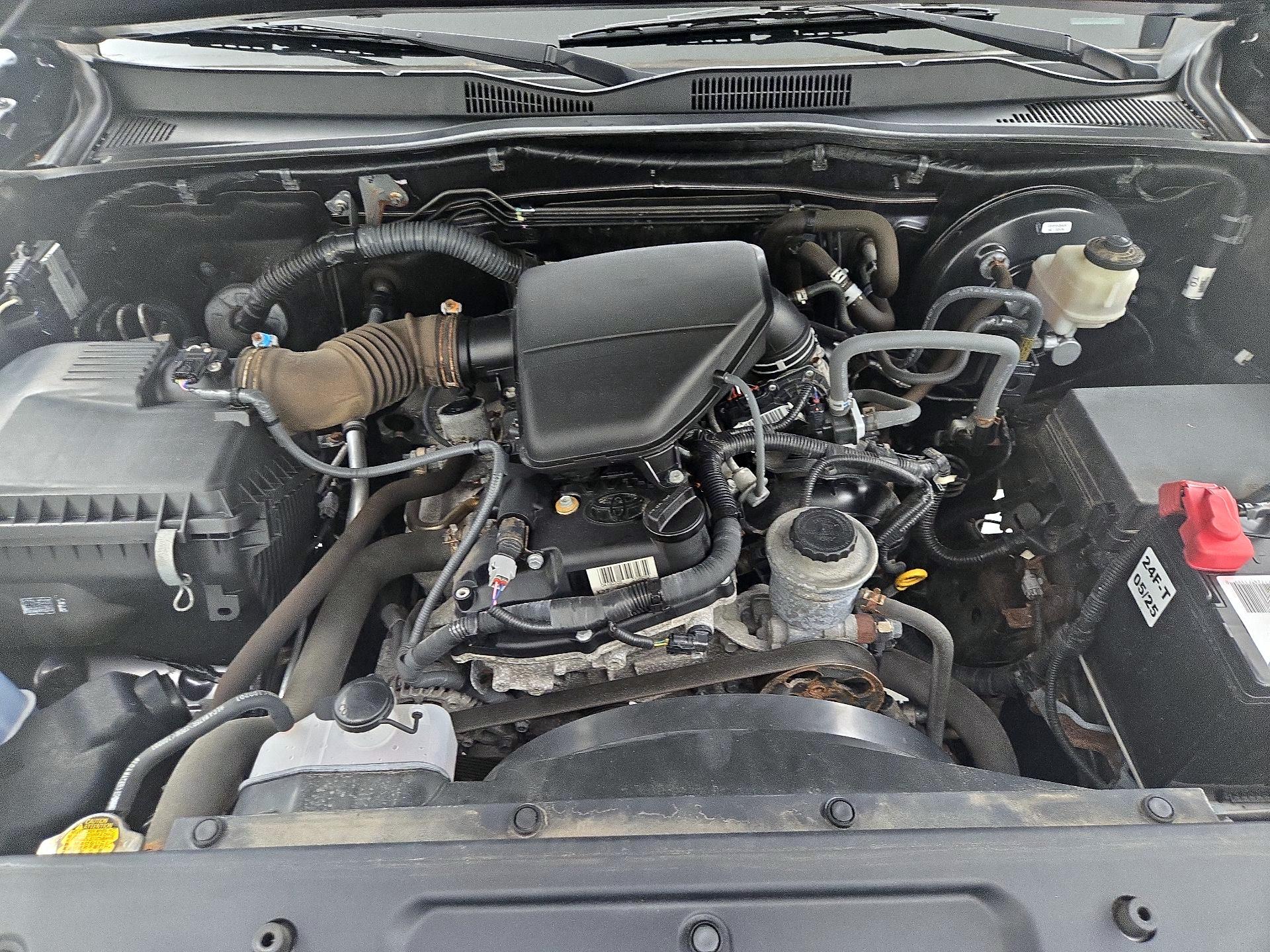 Thumbnail: 2016 Toyota Tacoma - 20