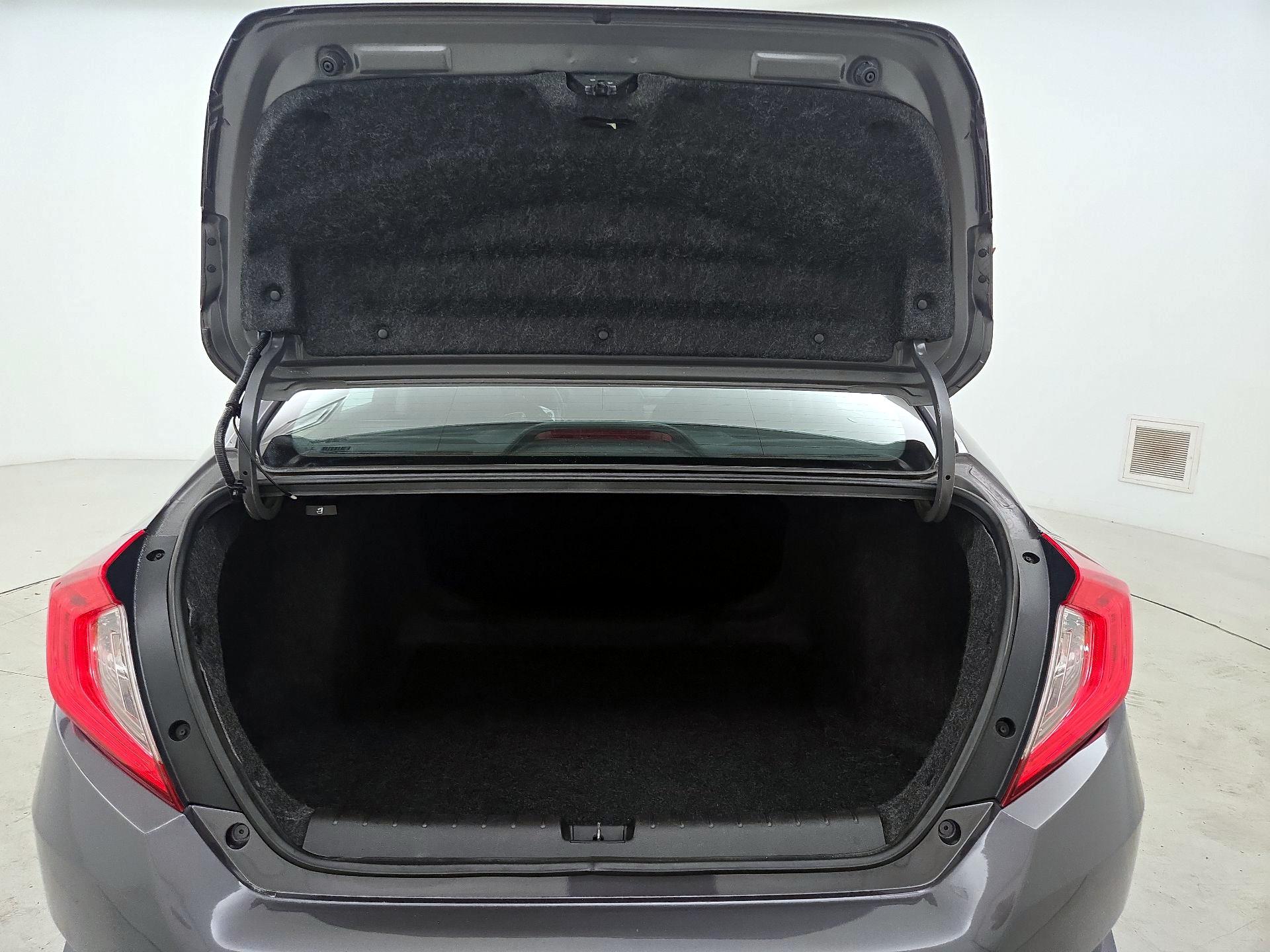 Thumbnail: 2020 Honda Civic - 20