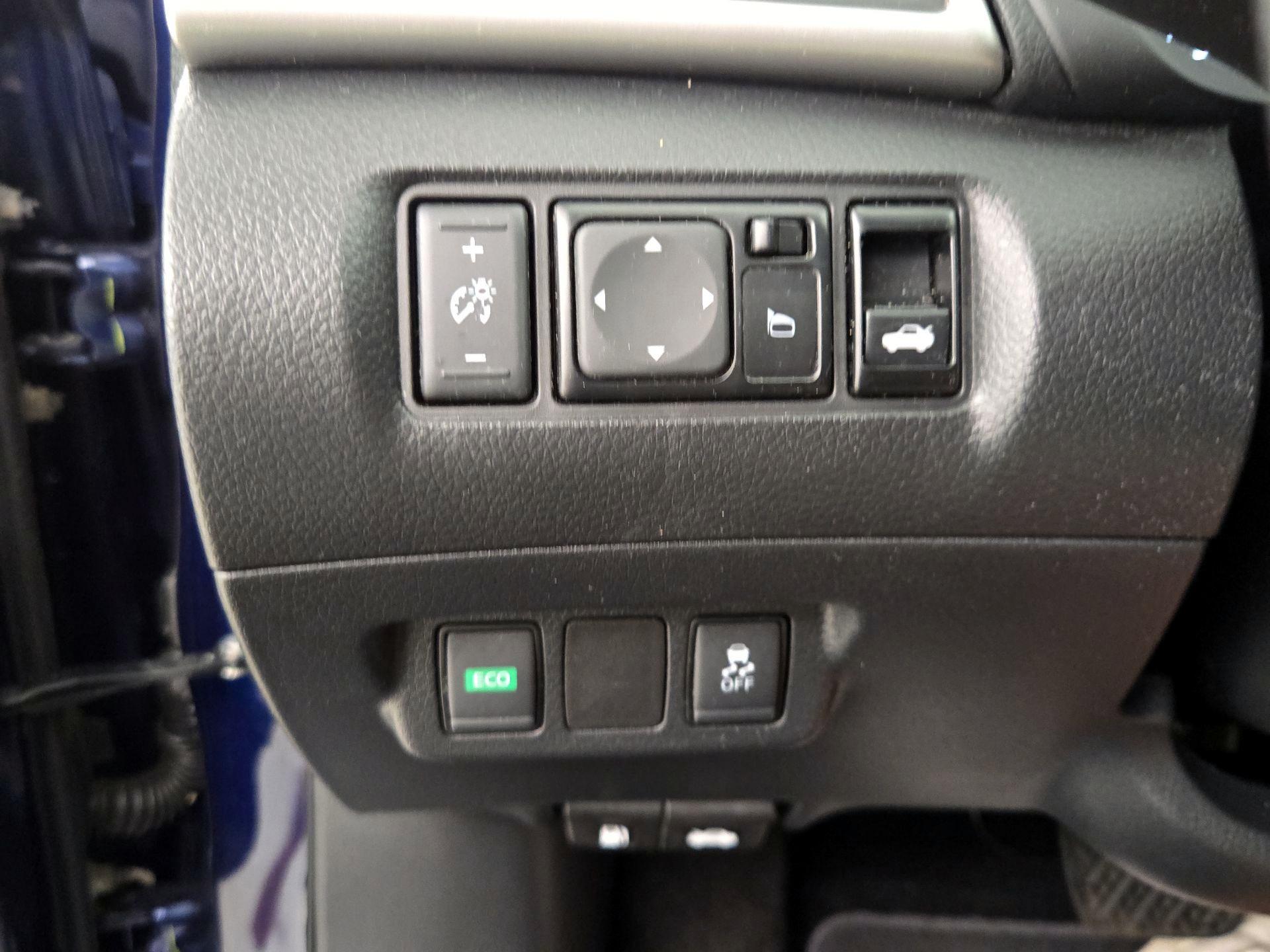 Thumbnail: 2019 Nissan Sentra - 13