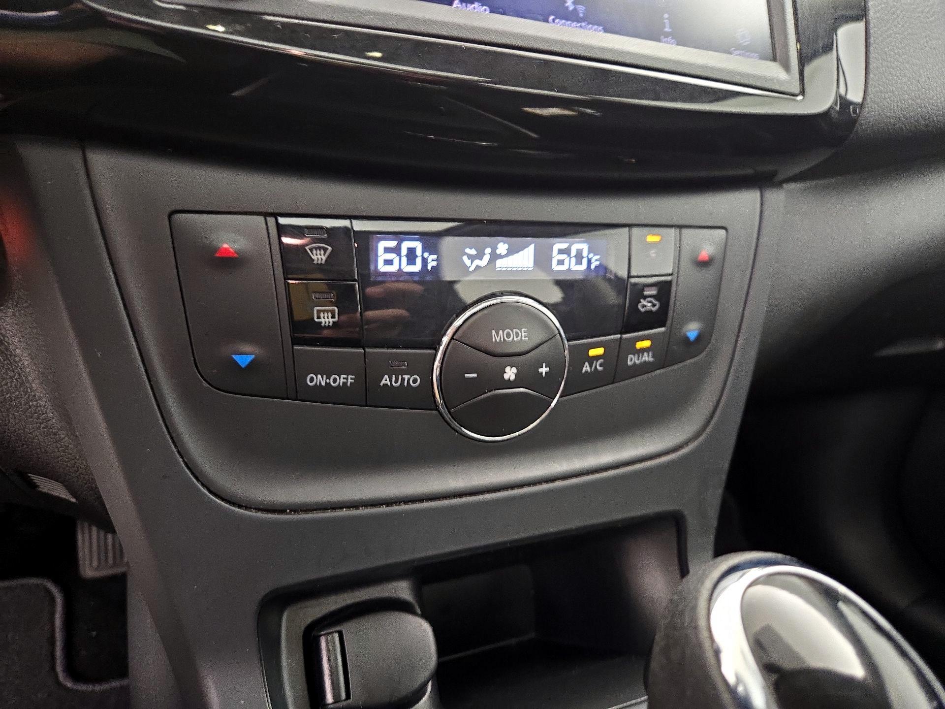 Thumbnail: 2019 Nissan Sentra - 16