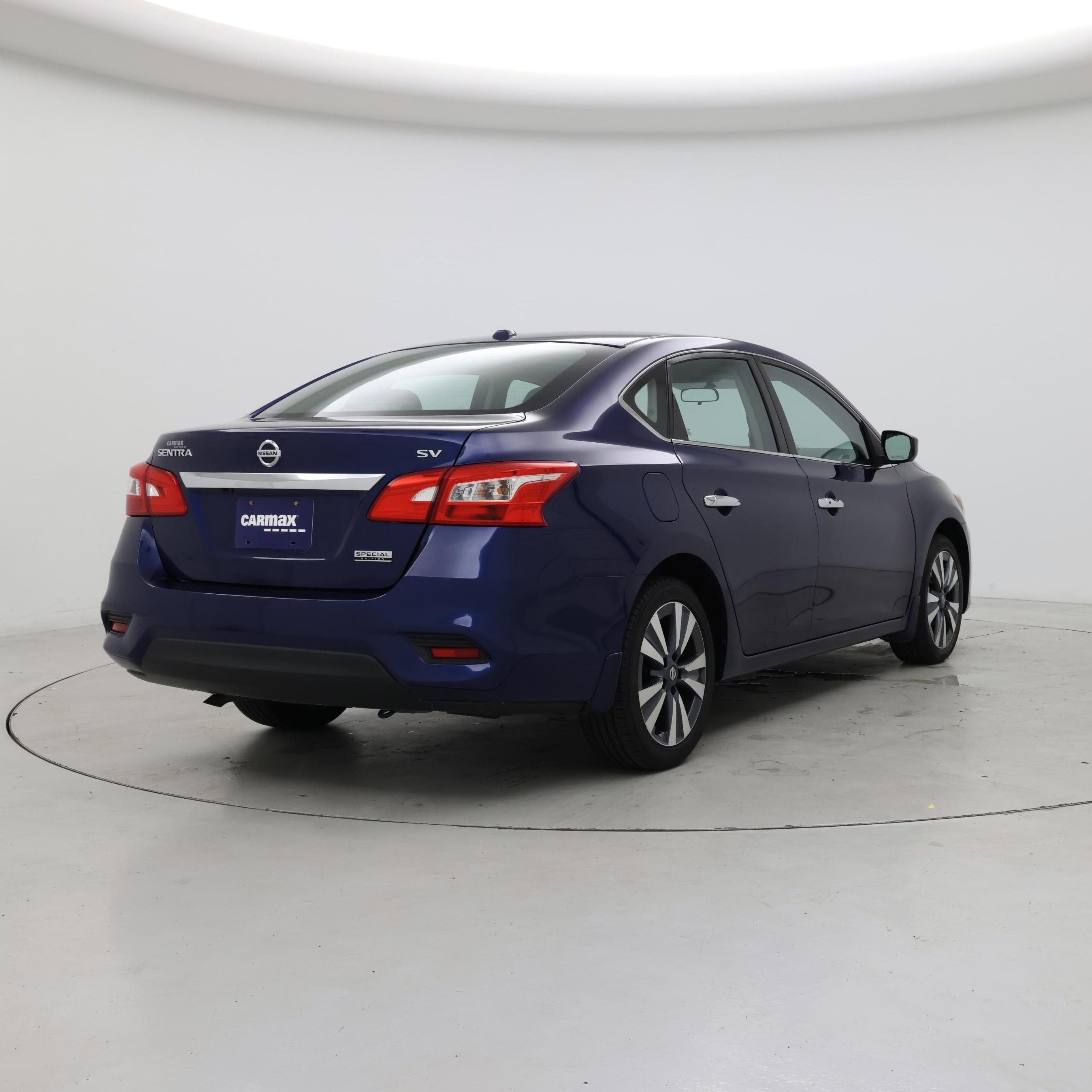 Thumbnail: 2019 Nissan Sentra - 8