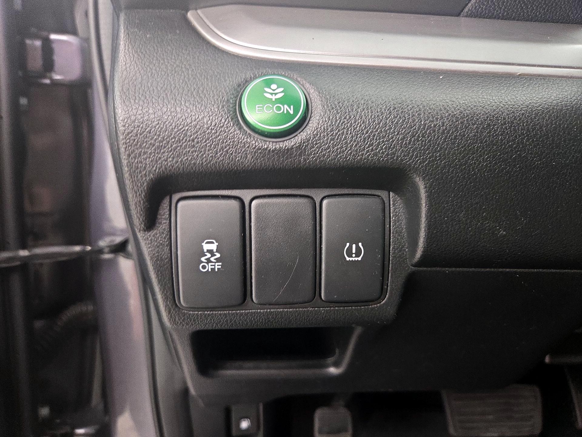 Thumbnail: 2016 Honda CR-V - 13