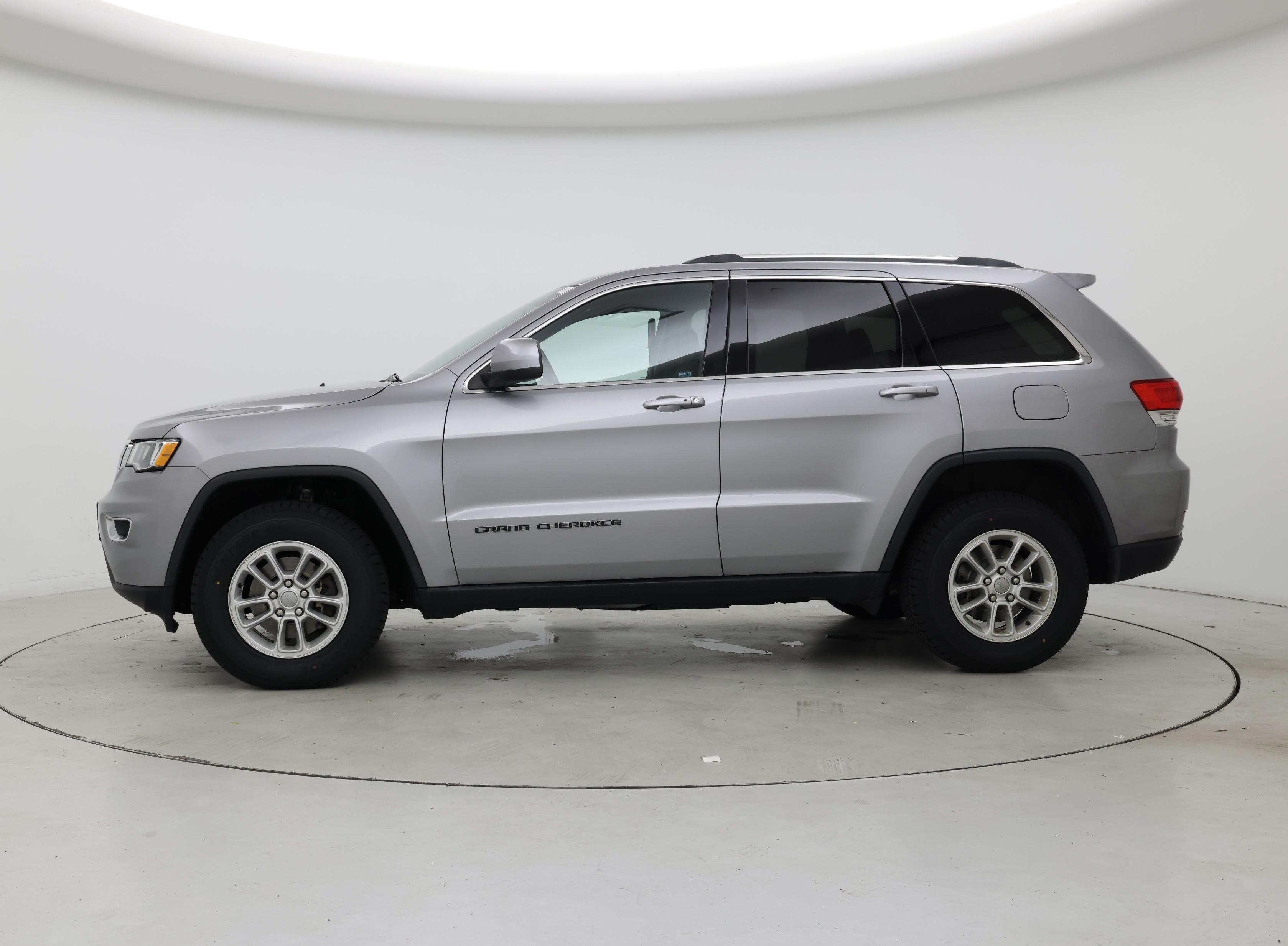Thumbnail: 2019 Jeep Grand Cherokee - 3