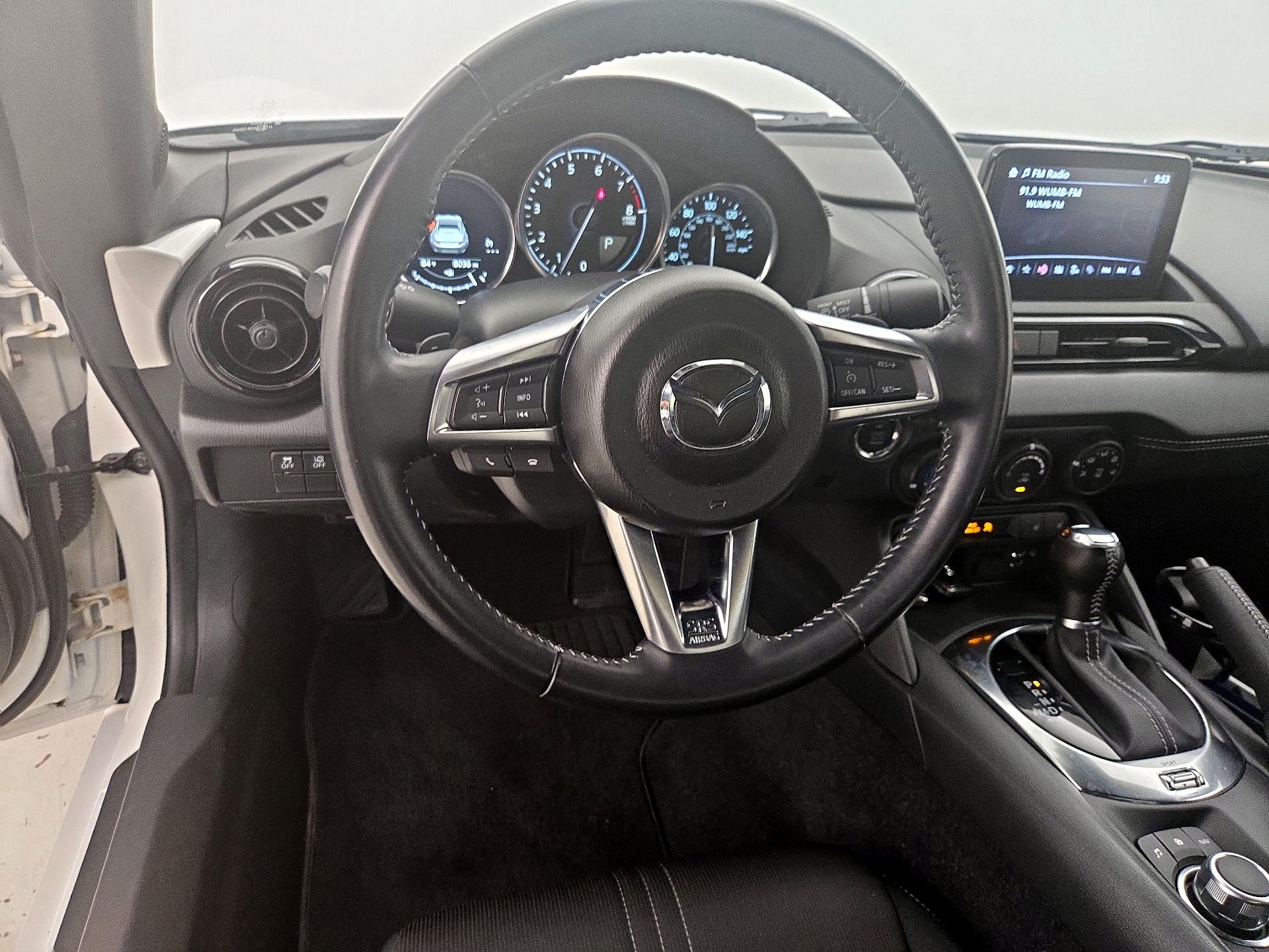 Thumbnail: 2021 Mazda MX-5 Miata - 10