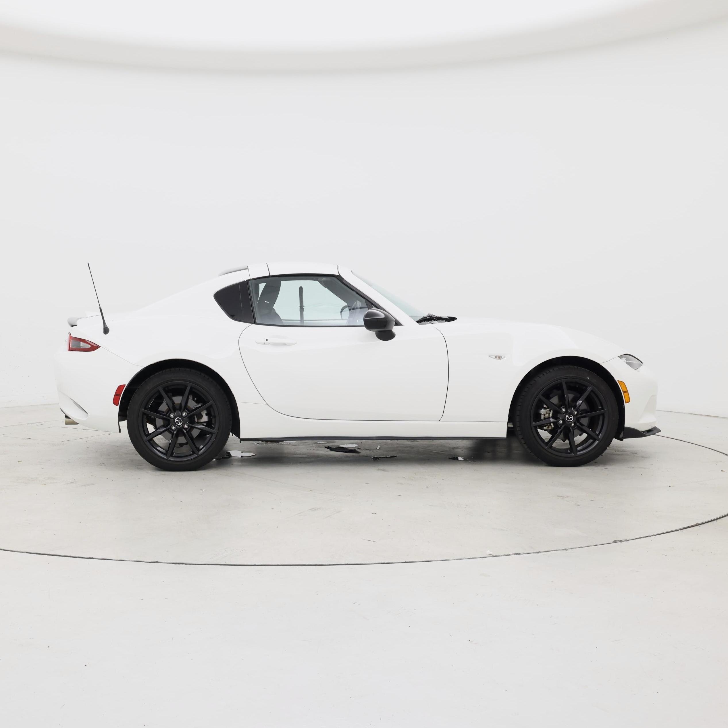 Thumbnail: 2021 Mazda MX-5 Miata - 7