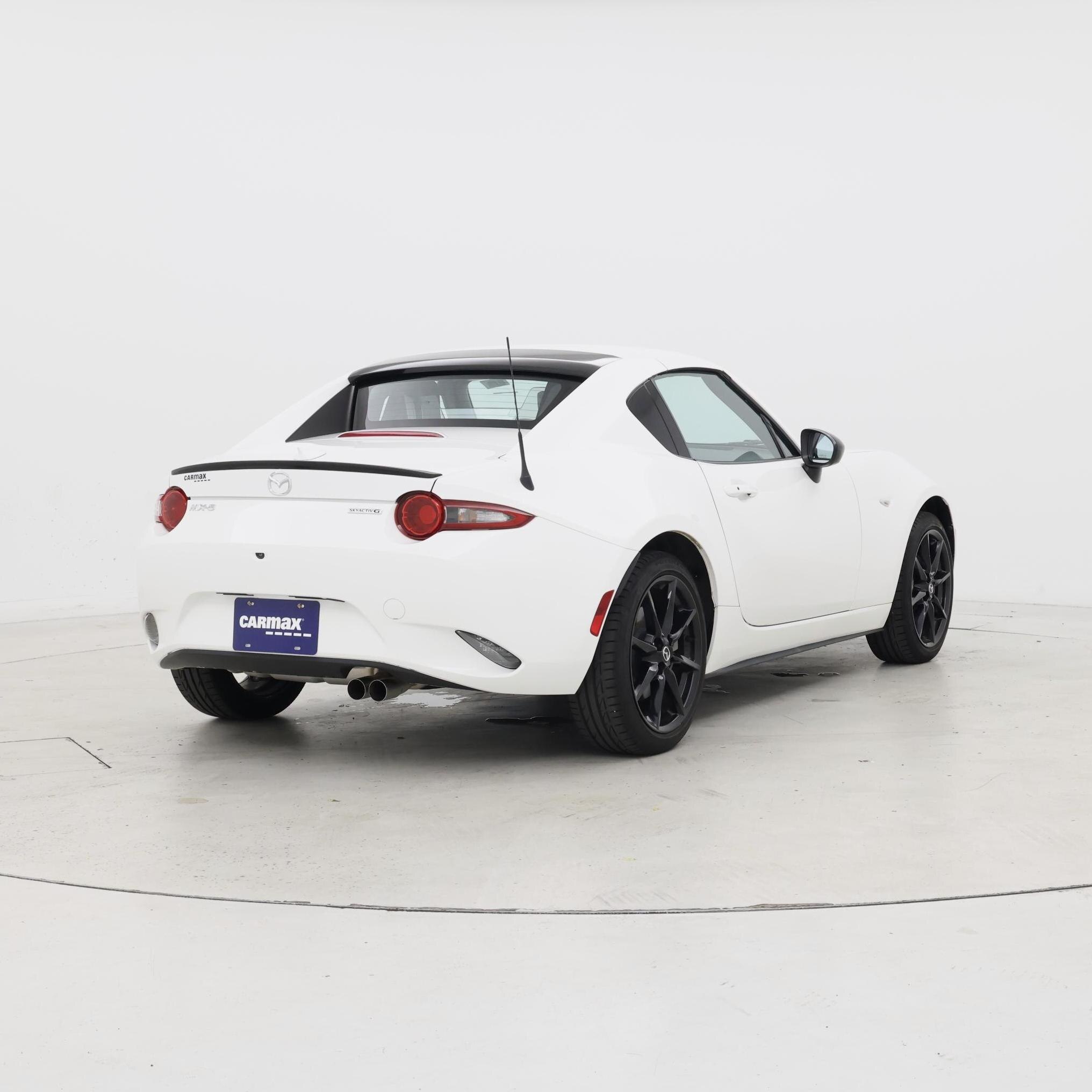 Thumbnail: 2021 Mazda MX-5 Miata - 8