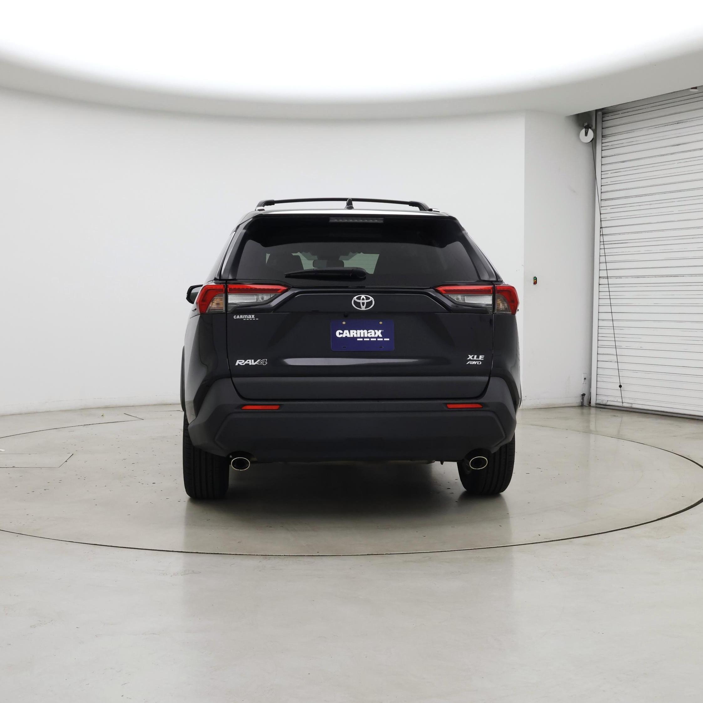 Thumbnail: 2021 Toyota RAV4 - 6
