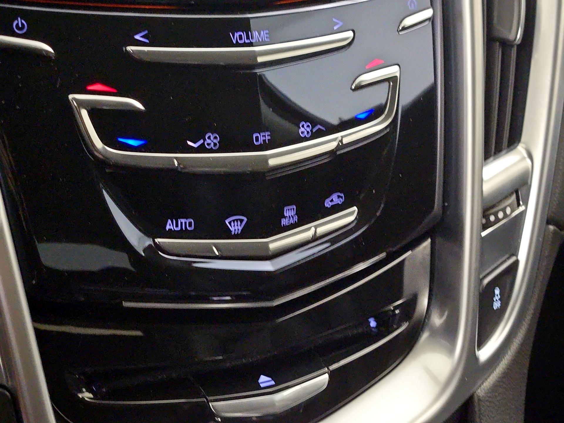 Thumbnail: 2016 Cadillac SRX - 15