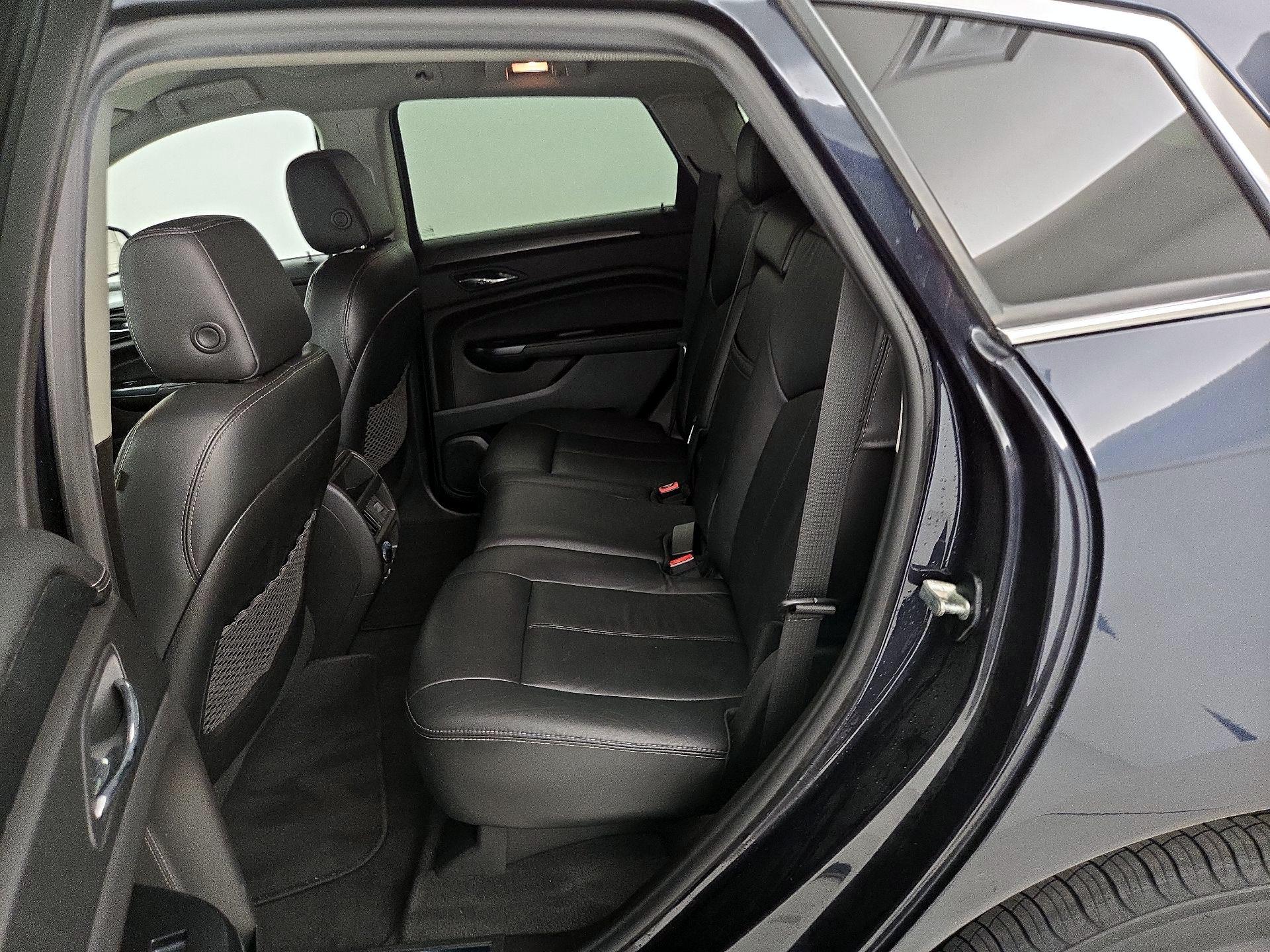 Thumbnail: 2016 Cadillac SRX - 18