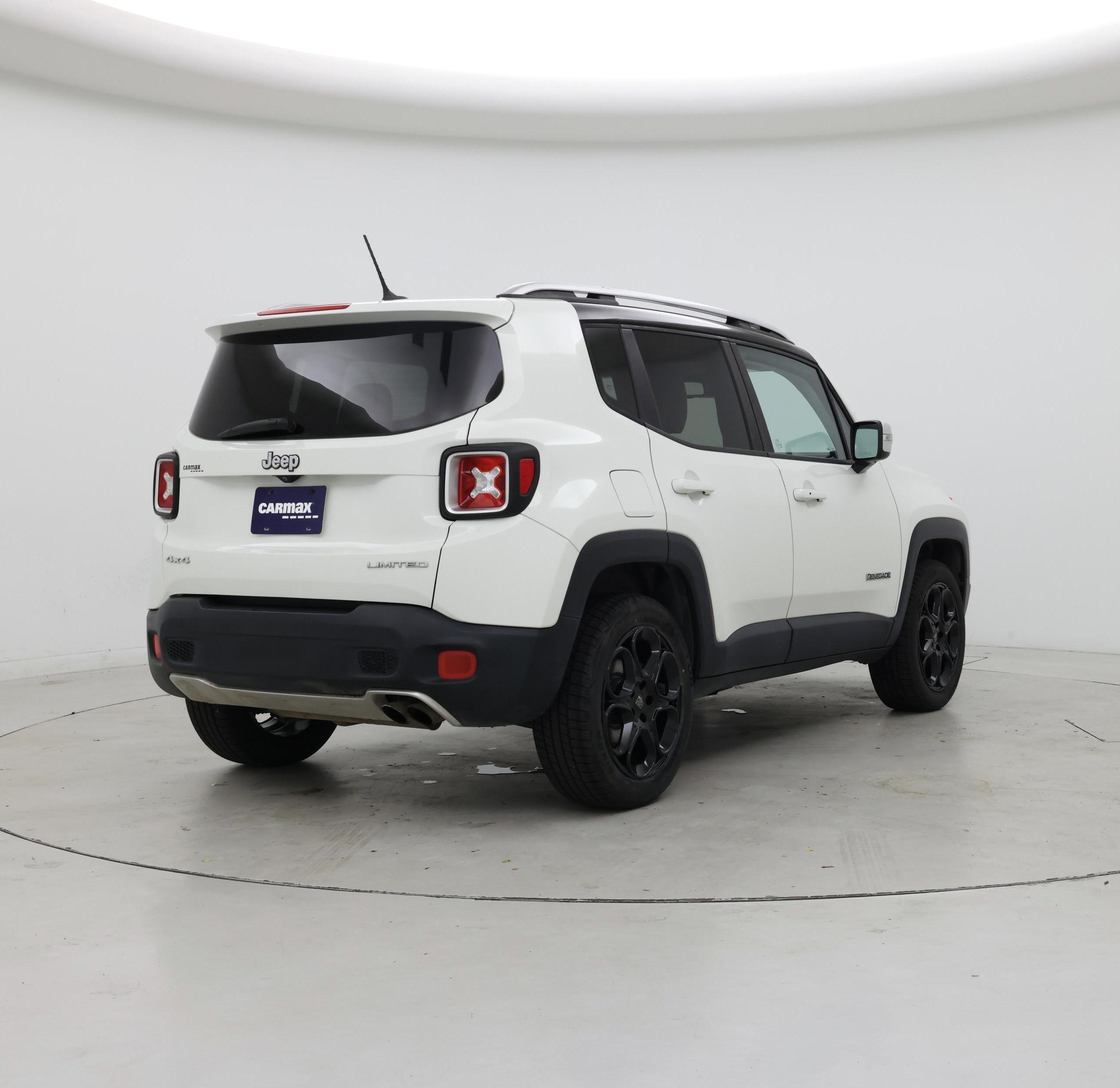 Thumbnail: 2016 Jeep Renegade - 8