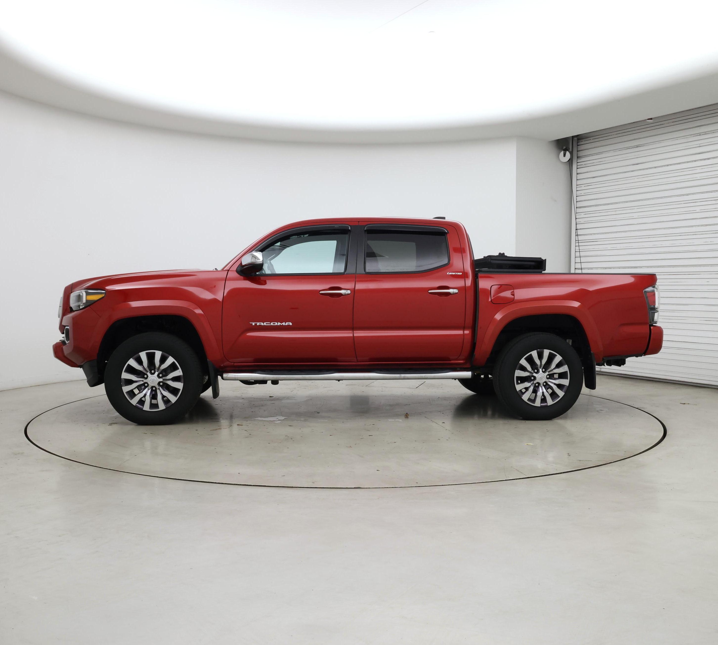 Thumbnail: 2021 Toyota Tacoma - 3