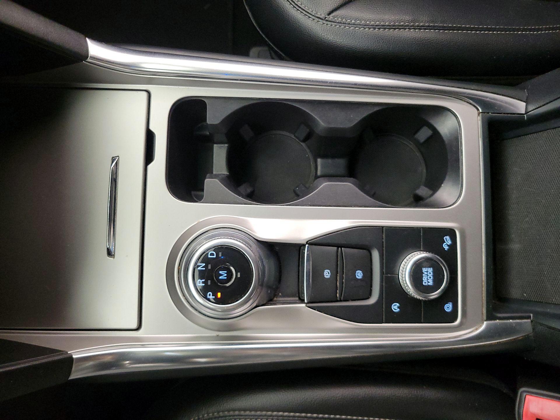Thumbnail: 2020 Ford Explorer - 18