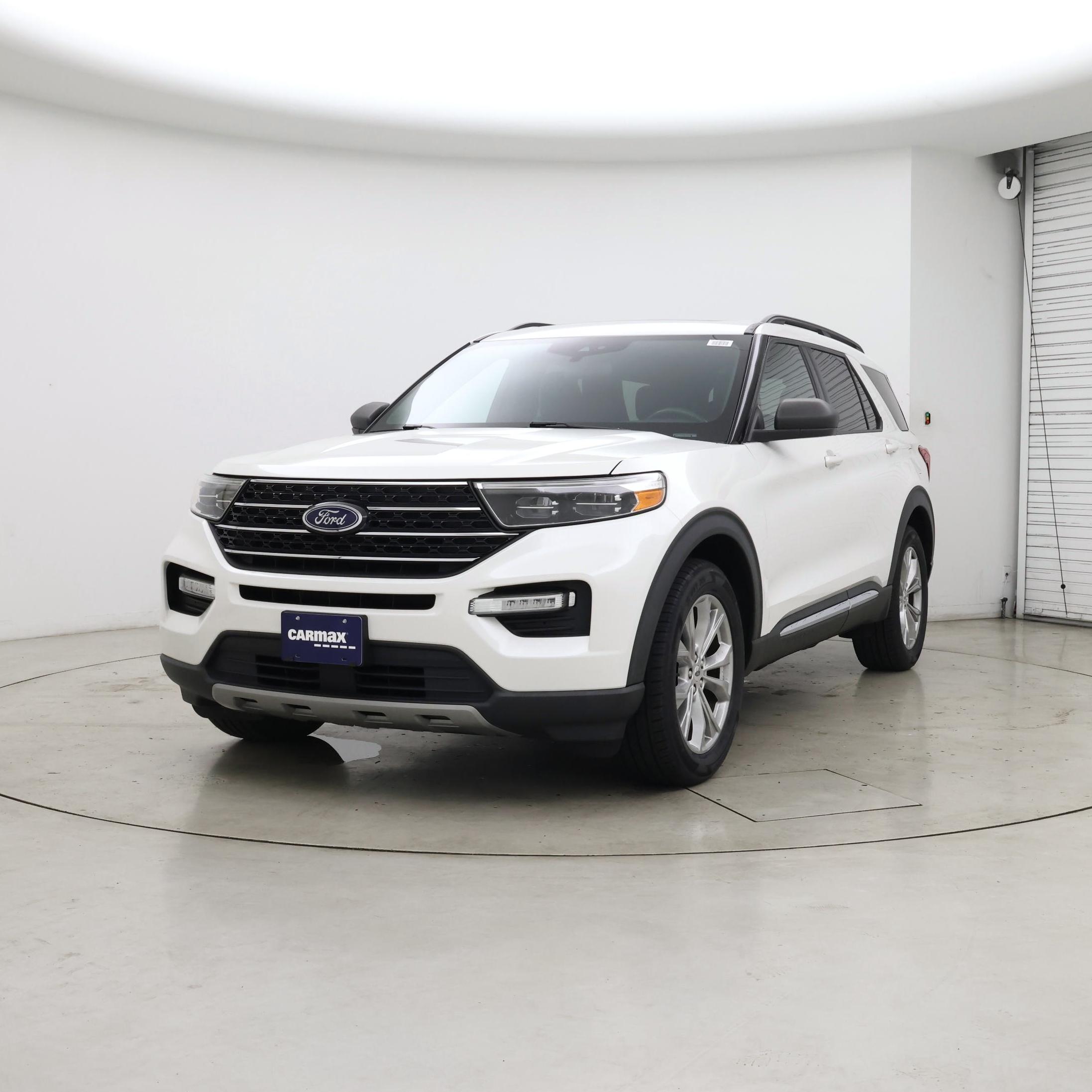 Thumbnail: 2020 Ford Explorer - 4