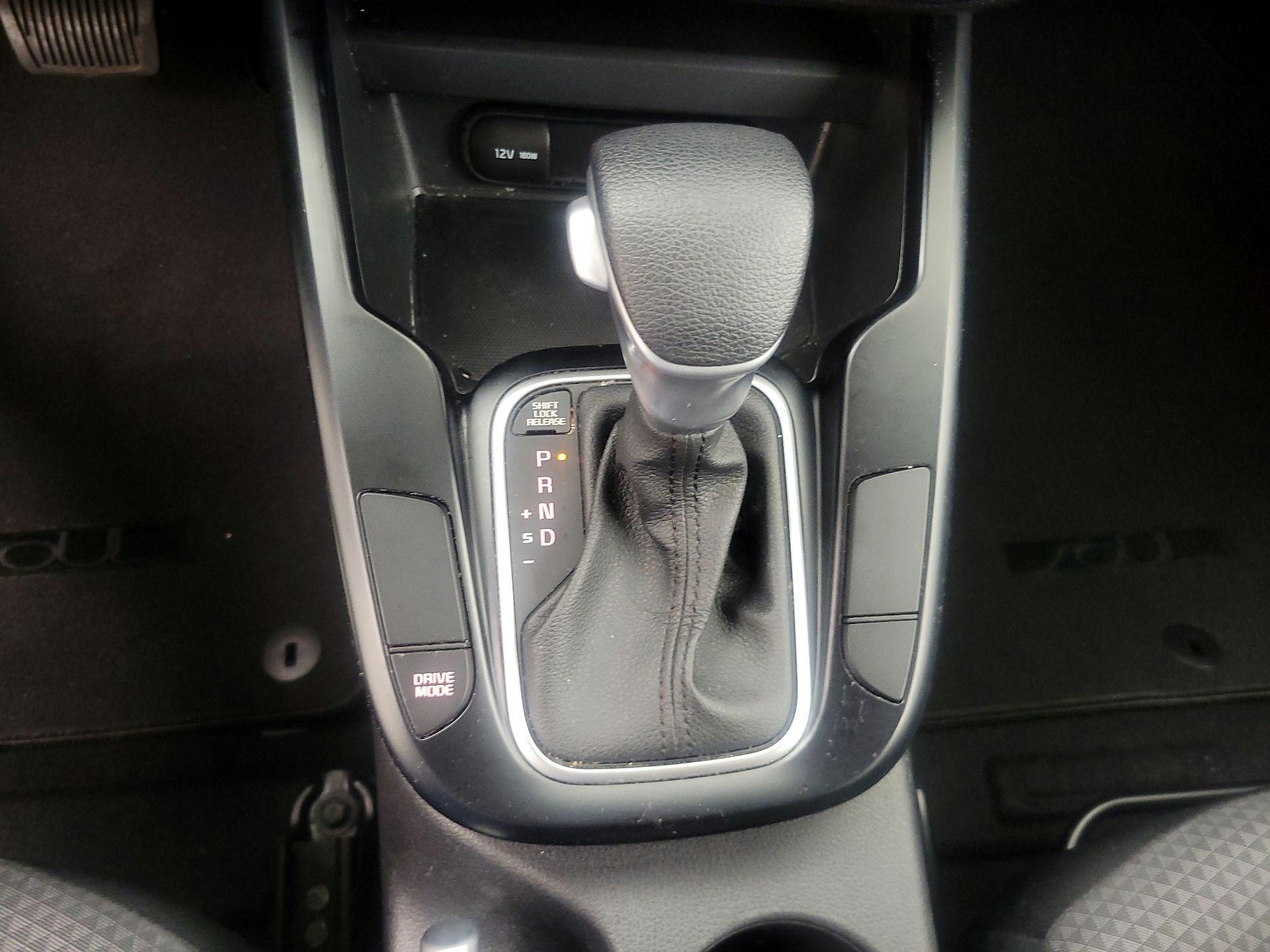 Thumbnail: 2020 Kia Soul - 17