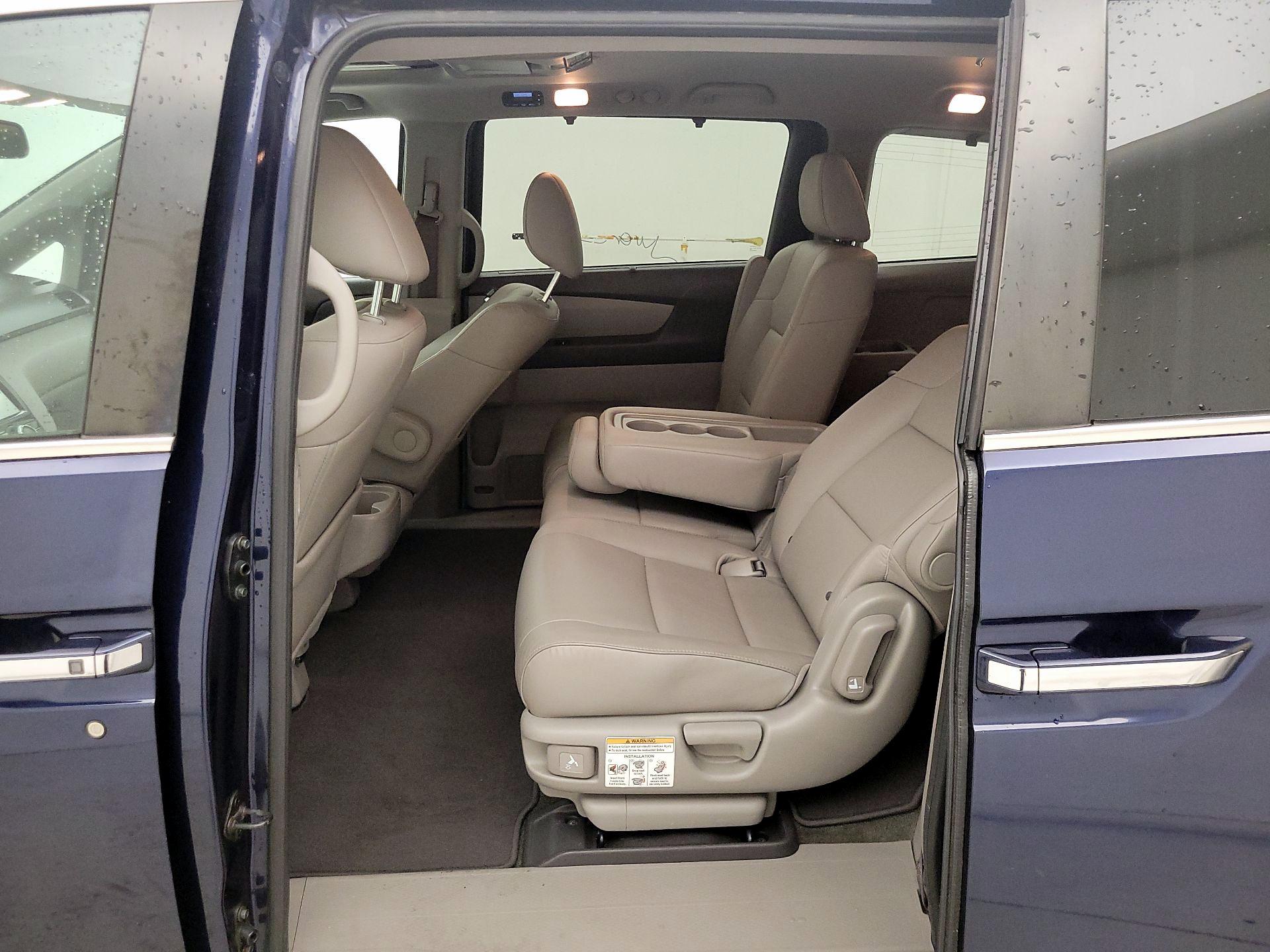 Thumbnail: 2015 Honda Odyssey - 20