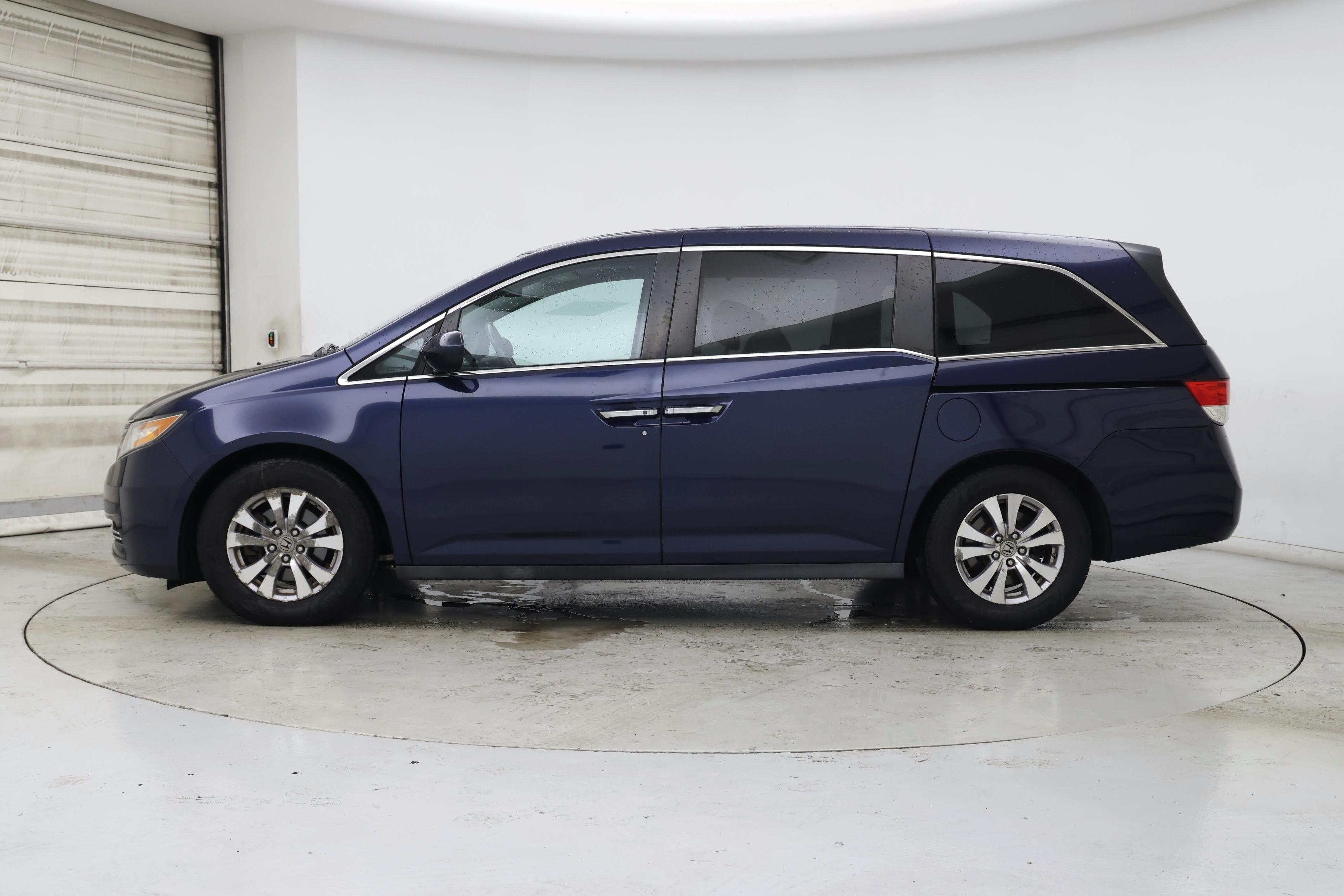 Thumbnail: 2015 Honda Odyssey - 3