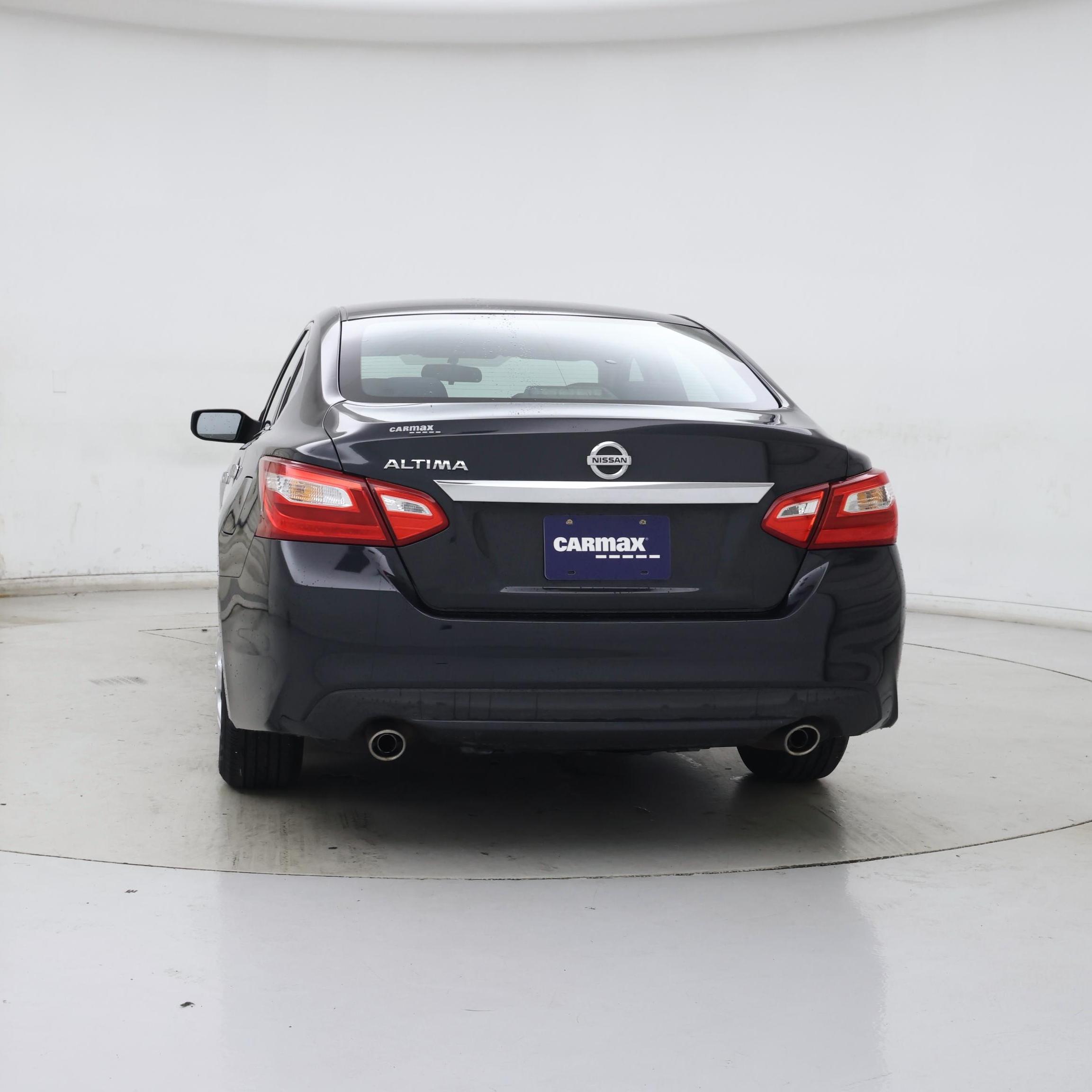 Thumbnail: 2016 Nissan Altima - 6