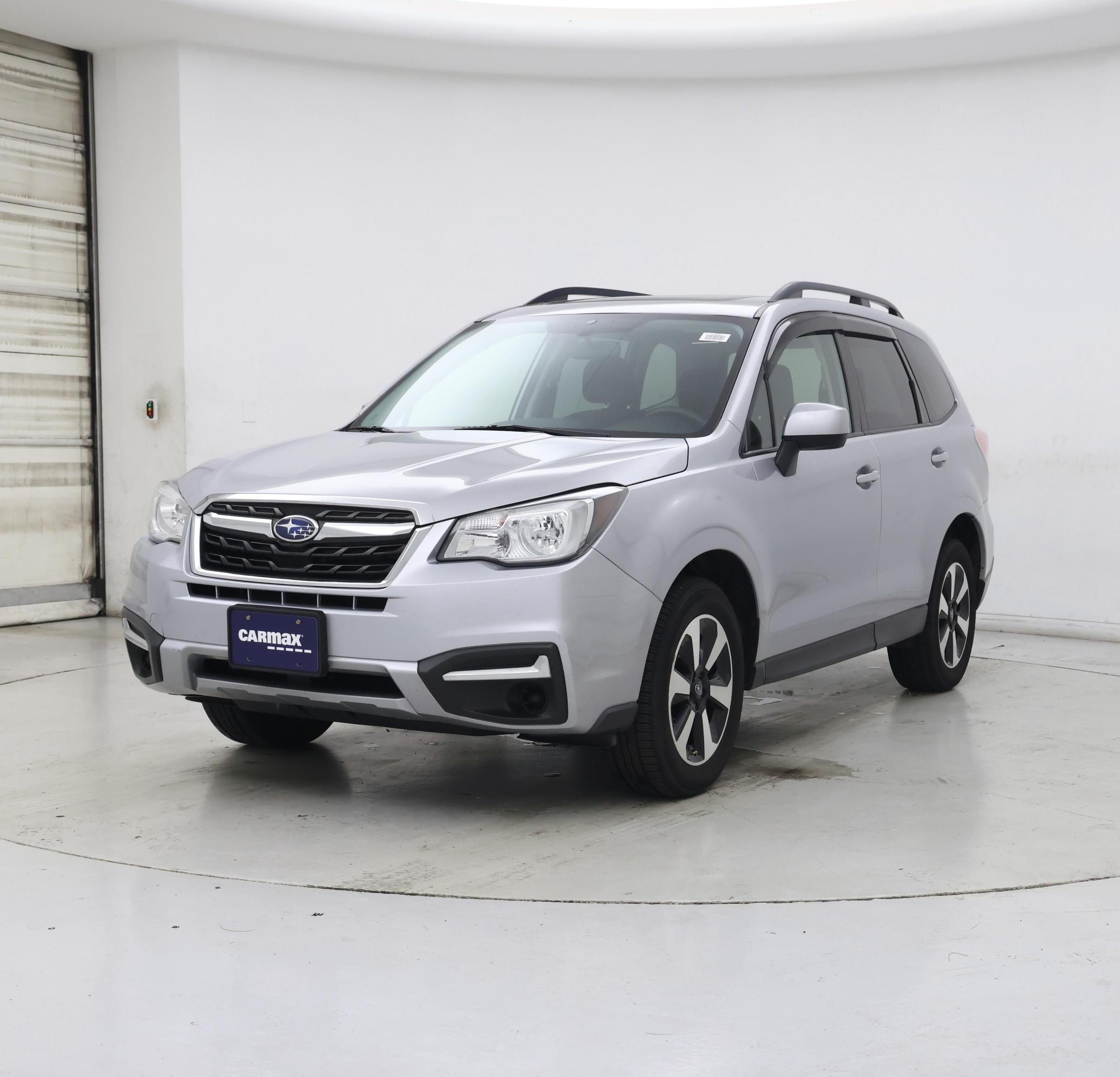 Thumbnail: 2017 Subaru Forester - 4